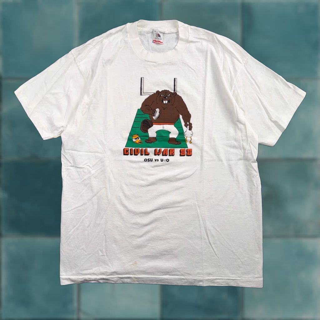 Fruit Of The Loom VINTAGE OSU Civil War 1988 FOTL T Shirt Single Stitch 80s USA XL Crew Neck Short Sleeve White Men Modern Vintage Shirts Beavers Ducks Mens XL Size US XL / EU 56 / 4 - 1 Thumbnail