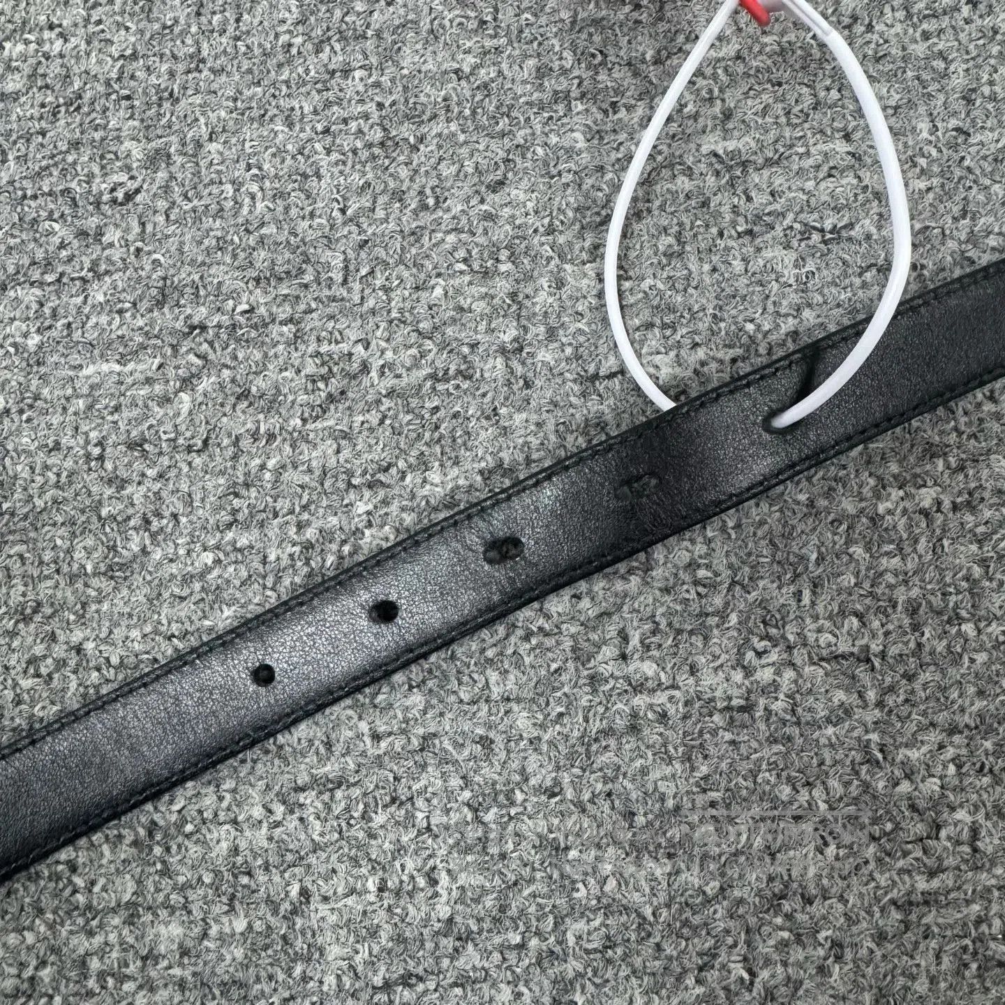 Prada Prada Delta-shaped buckle head; Belt strap| Size ONE SIZE - 6 Thumbnail