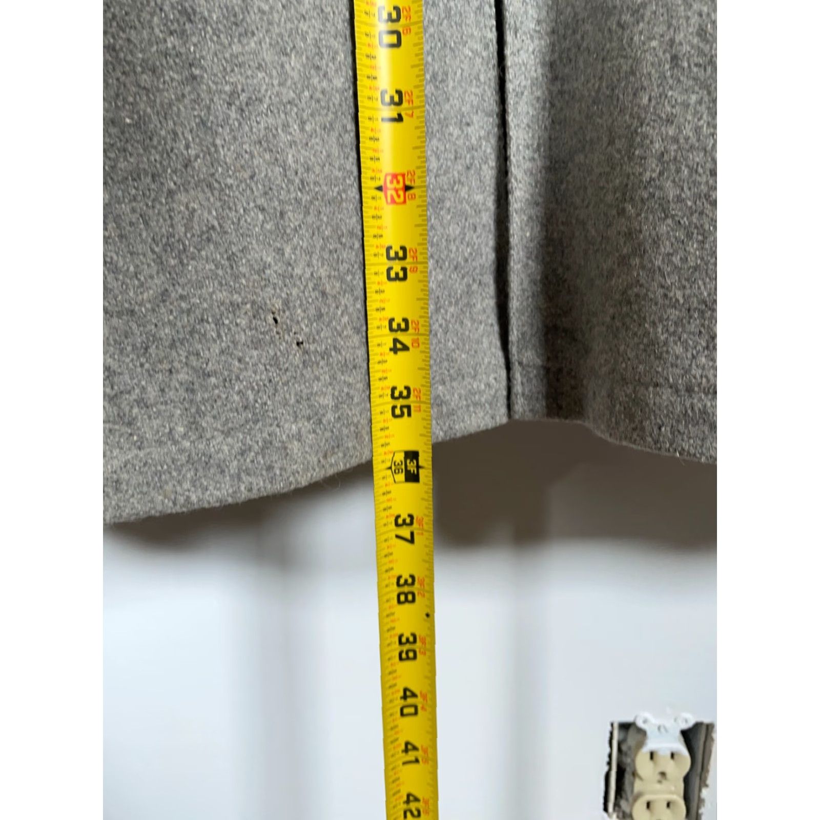 Vintage VINTAGE Field & Stream Coat Wool Gray Faux Fur Collar 70s Men 44 Regular Mid-Length Trench Coat Mens Size US S / EU 44-46 / 1 - 7 Thumbnail
