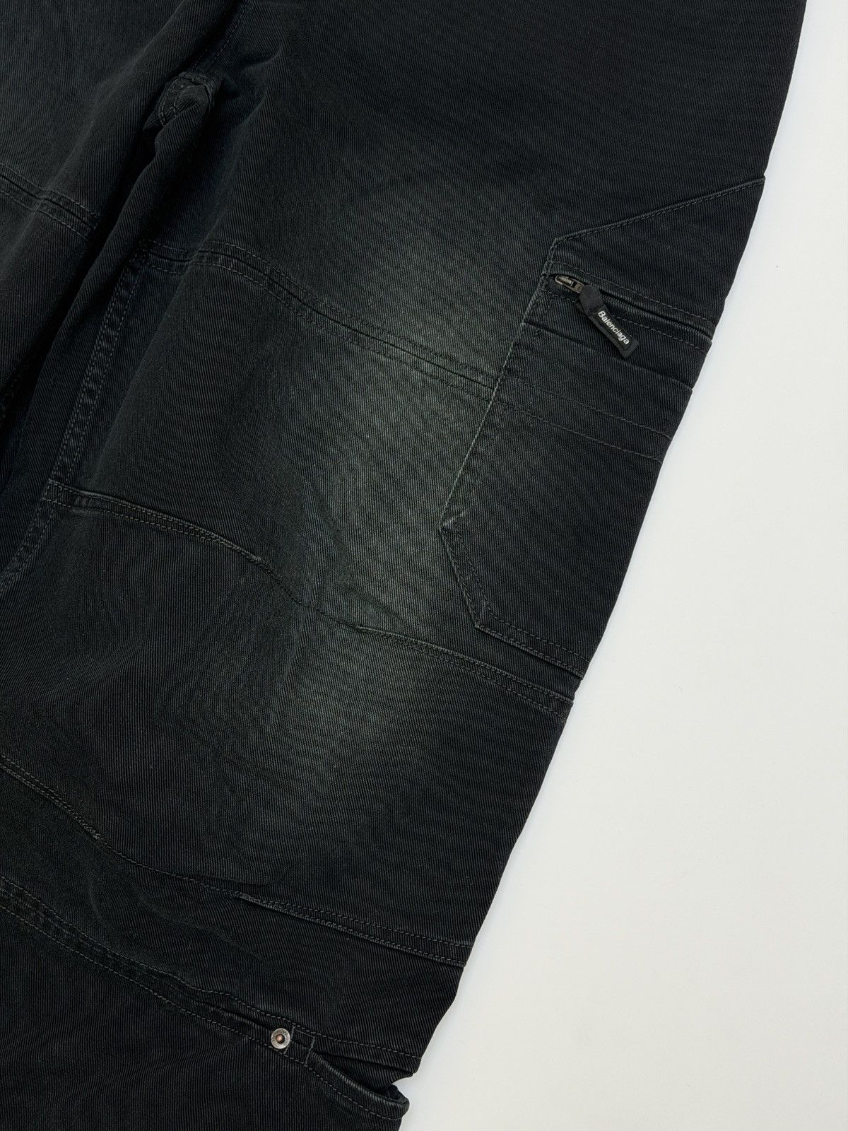 Balenciaga Balenciaga Baggy Cargo Carpenter Black Denim Pant Size US 28 / EU 44 - 4 Thumbnail