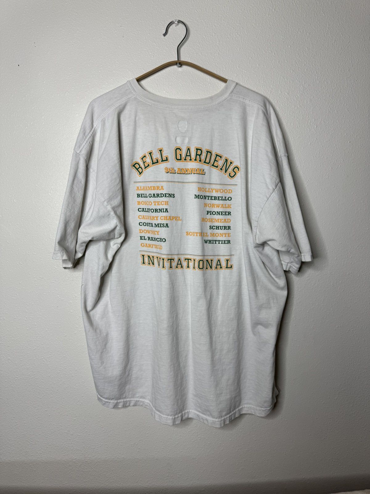 Vintage Vintage Y2K Bell Gardens Classic 2008 White T-Shirt 2XL Size US XXL / EU 58 / 5 - 5 Thumbnail