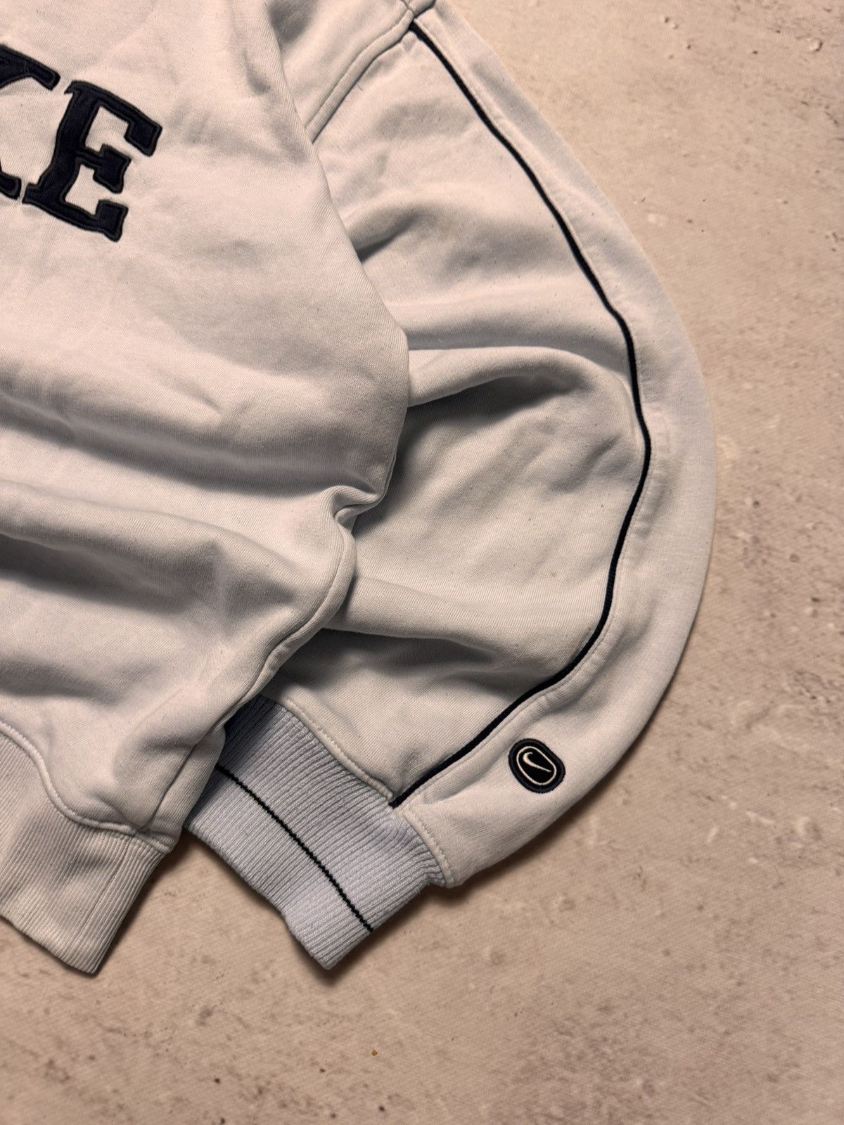 Nike × Vintage NIKE VINTAGE CENTER LOGO OVERSIZE BOXY SWEATSHIRT Size US L / EU 52-54 / 3 - 3 Thumbnail
