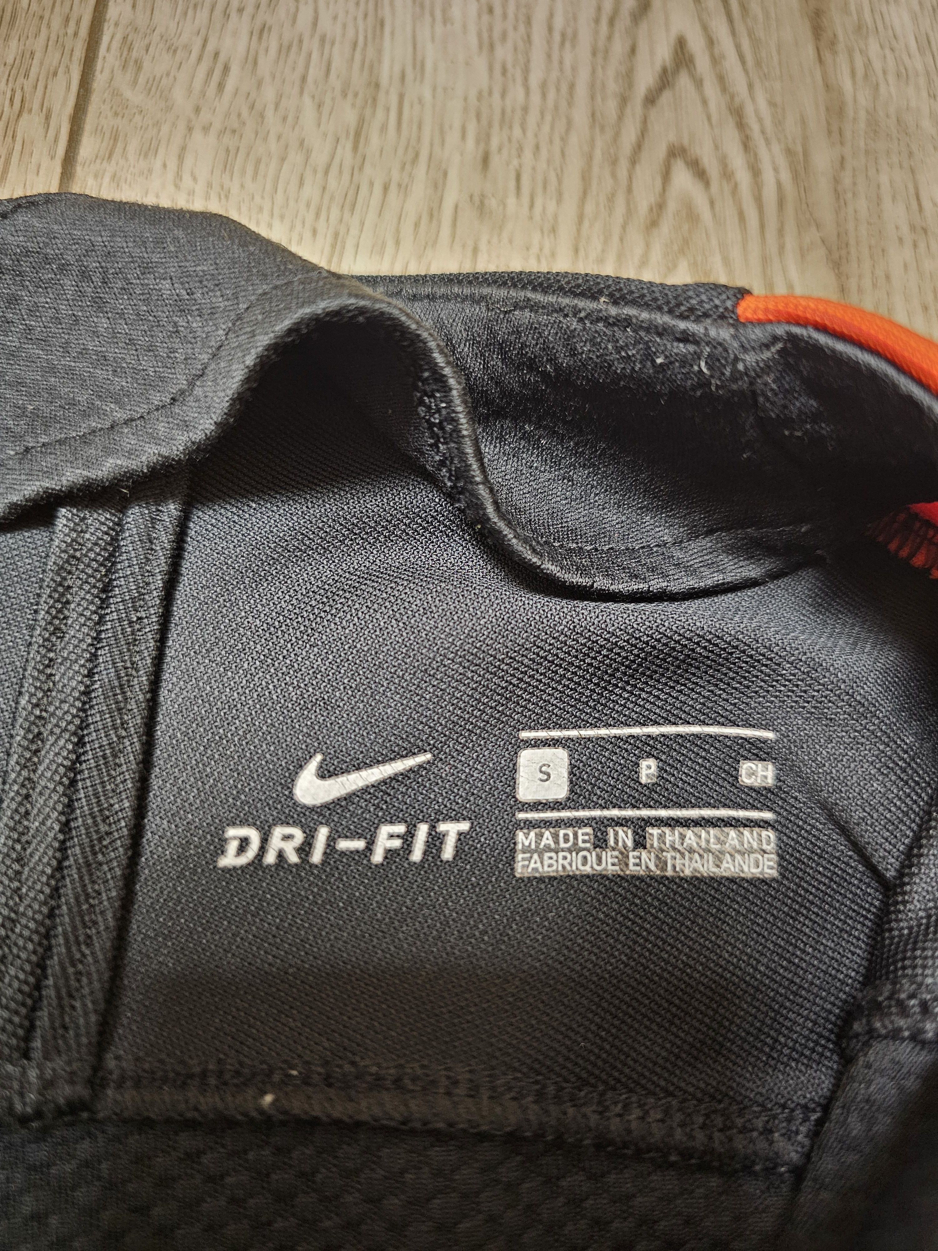 Nike MANCHESTER CITY 2017 FOOTBALL JACKET SOCCER ZIP JACKET TOP Size US S / EU 44-46 / 1 - 8 Thumbnail