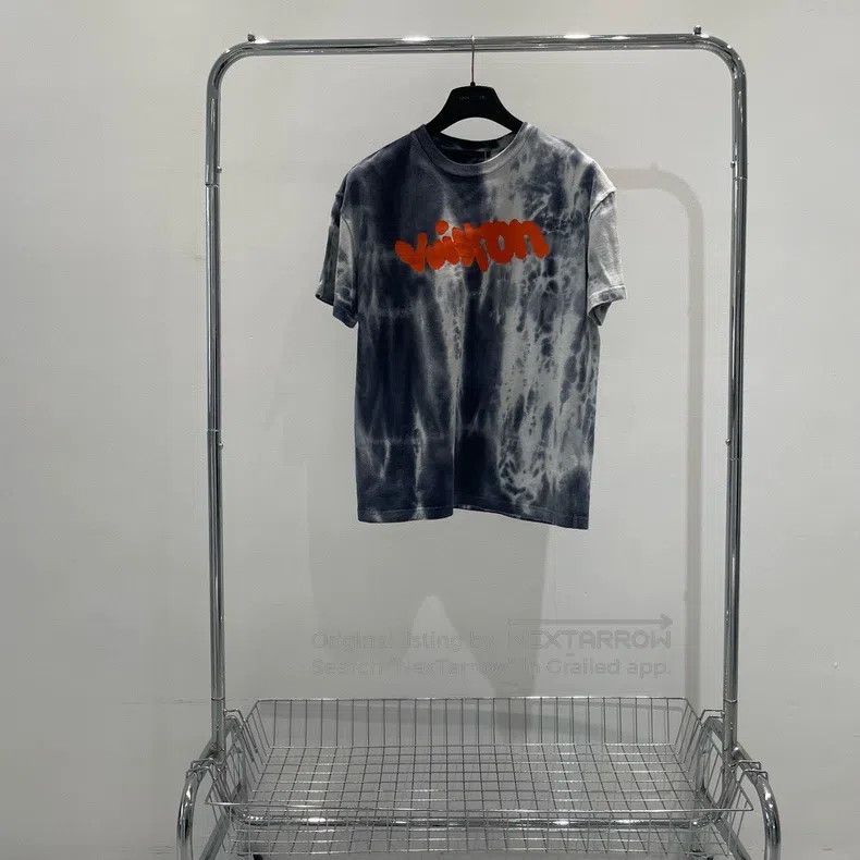 Louis Vuitton Louis Vuitton Rendering chest print short sleeves Size US S / EU 44-46 / 1 - 2 Thumbnail