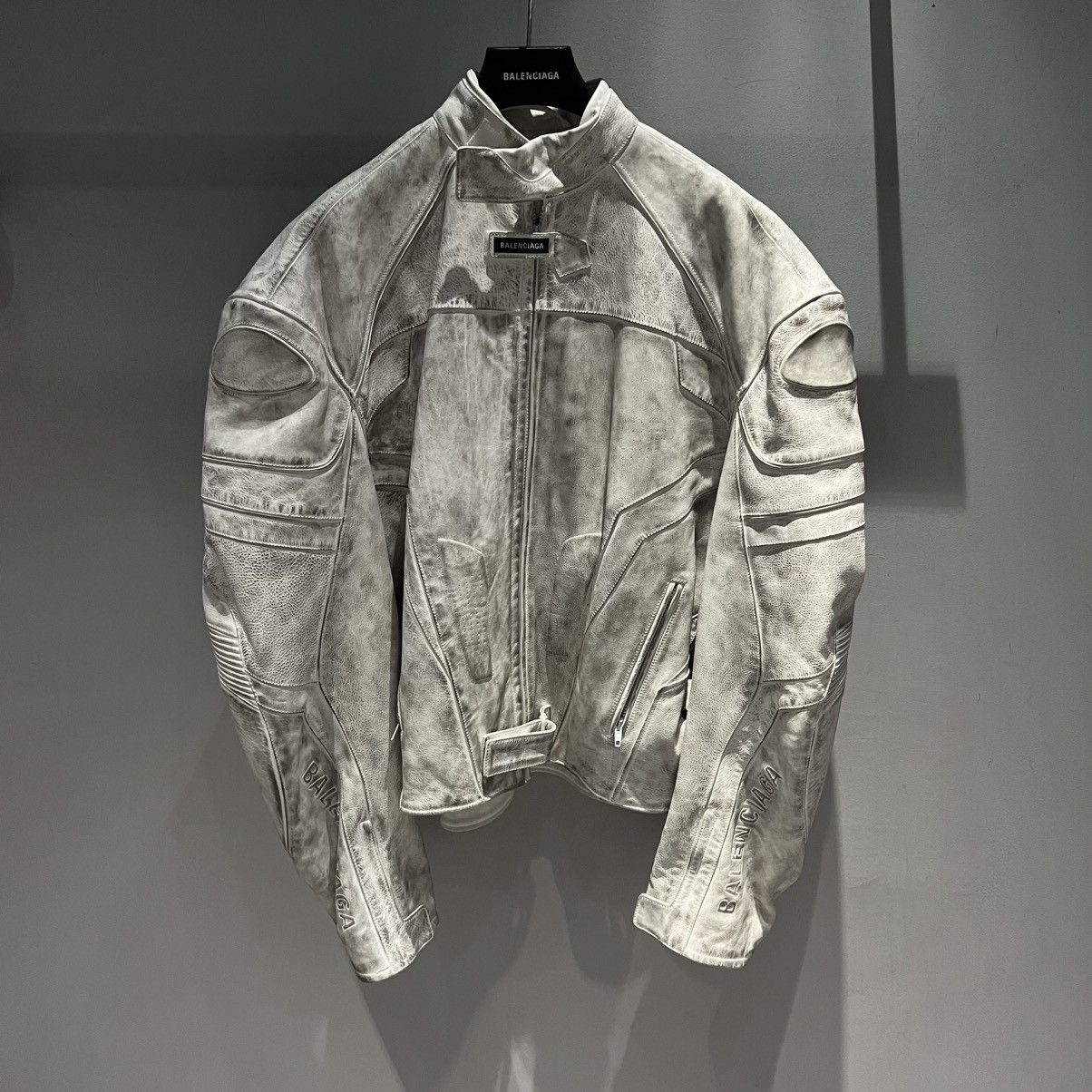 Balenciaga Balenciaga Oversized Biker Jacket Size US L / EU 52-54 / 3 - 1 Thumbnail