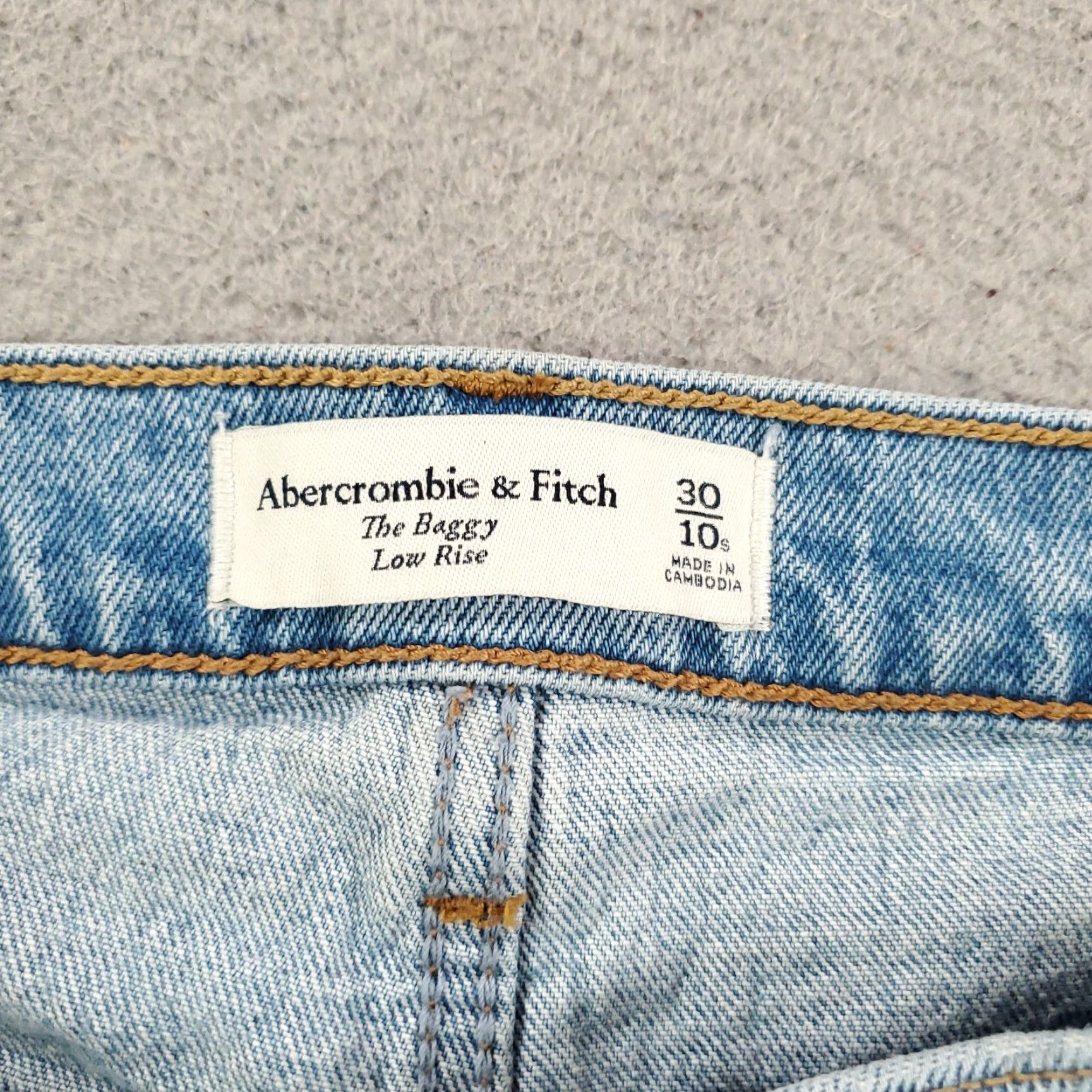Abercrombie & Fitch Abercrombie & Fitch The Baggy Jean Womens 30 10 Short Low Rise Loose Relaxed Y2K Jeans Size 30" / US 8 / IT 44 - 7 Thumbnail
