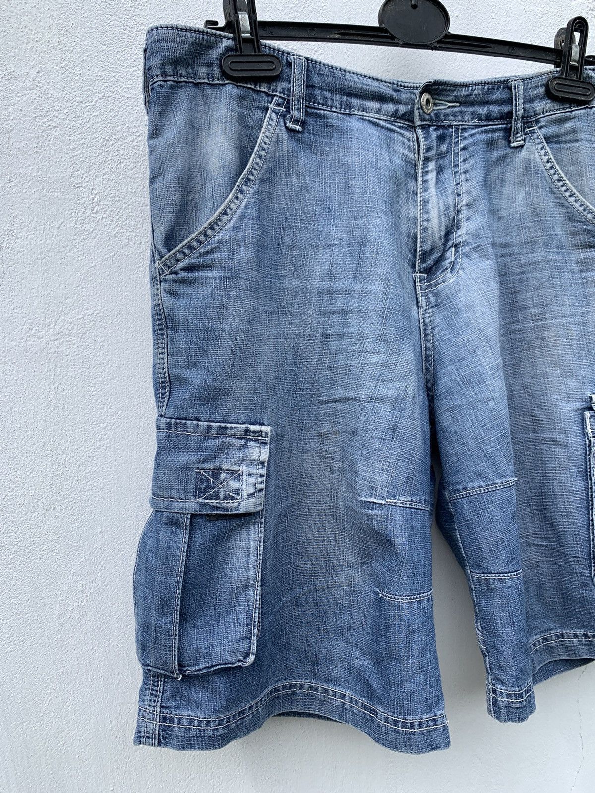 Japanese Brand Vintage Japanese Y2K Cargo Aviator Blue Denim Jean Shorts Size US 30 / EU 46 - 2 Thumbnail