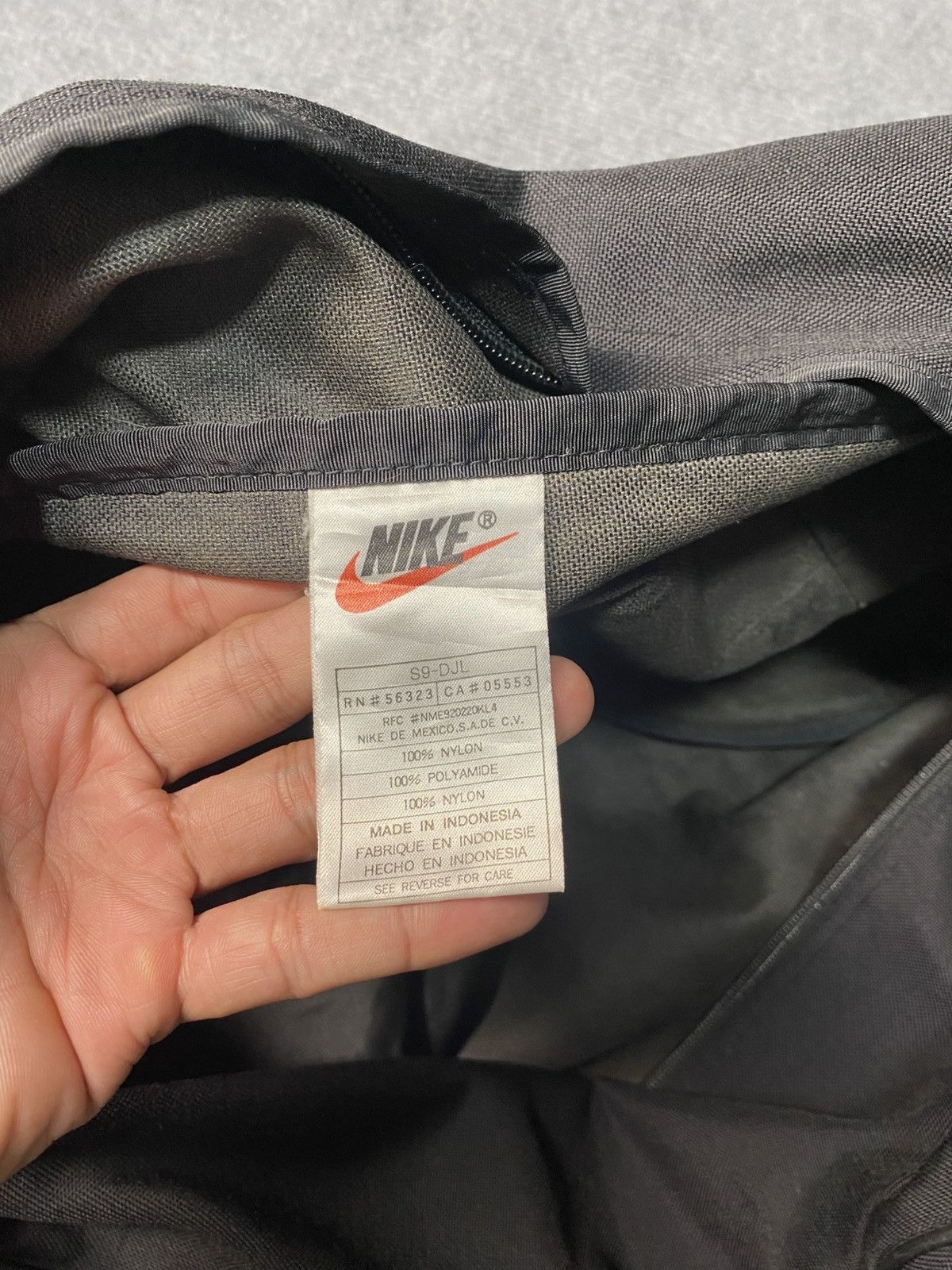 Nike Vintage Nike Duffel Bag Size ONE SIZE - 3 Thumbnail