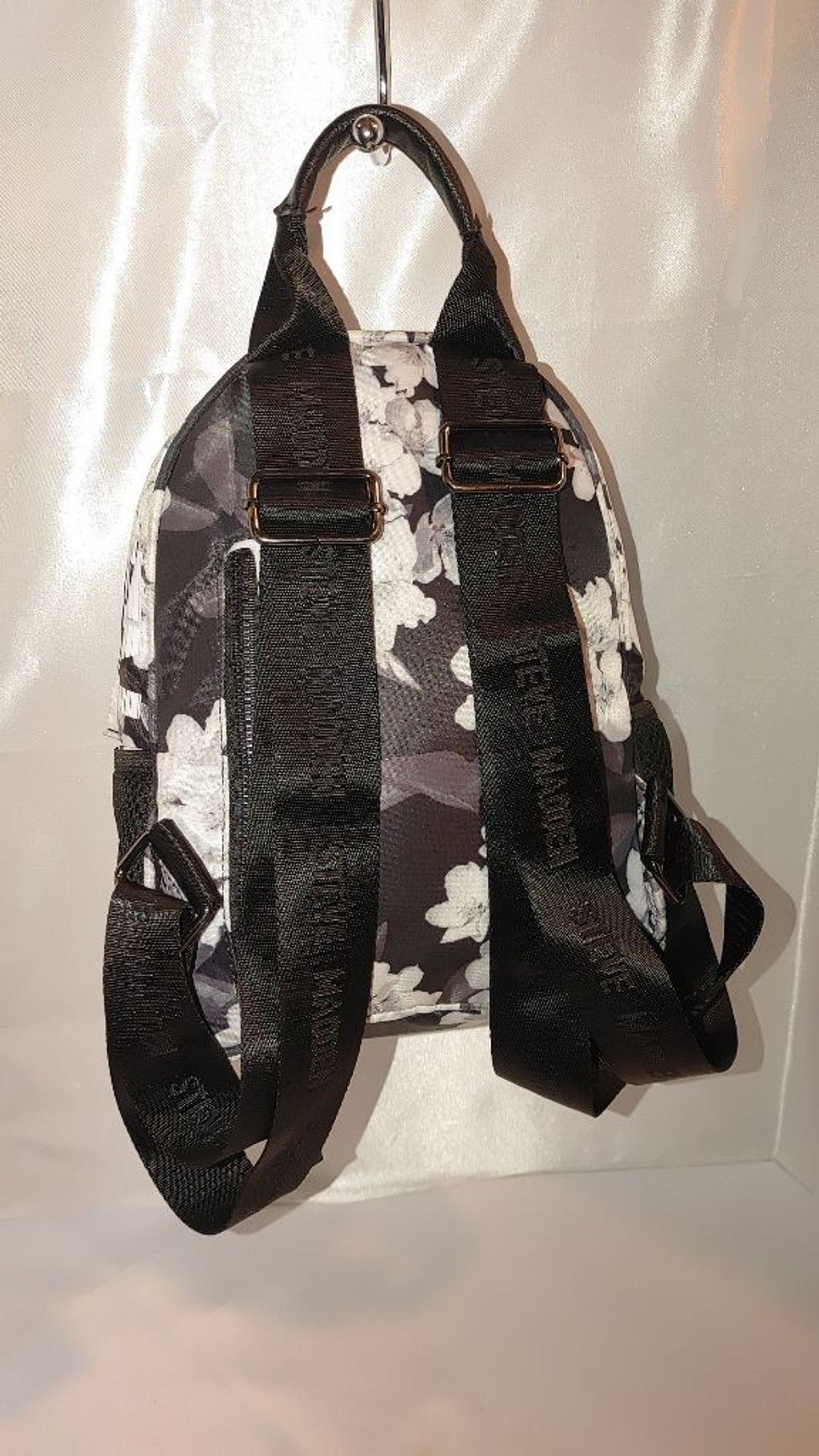 Steve Madden Steve Madden Small Backpack Size ONE SIZE - 4 Thumbnail