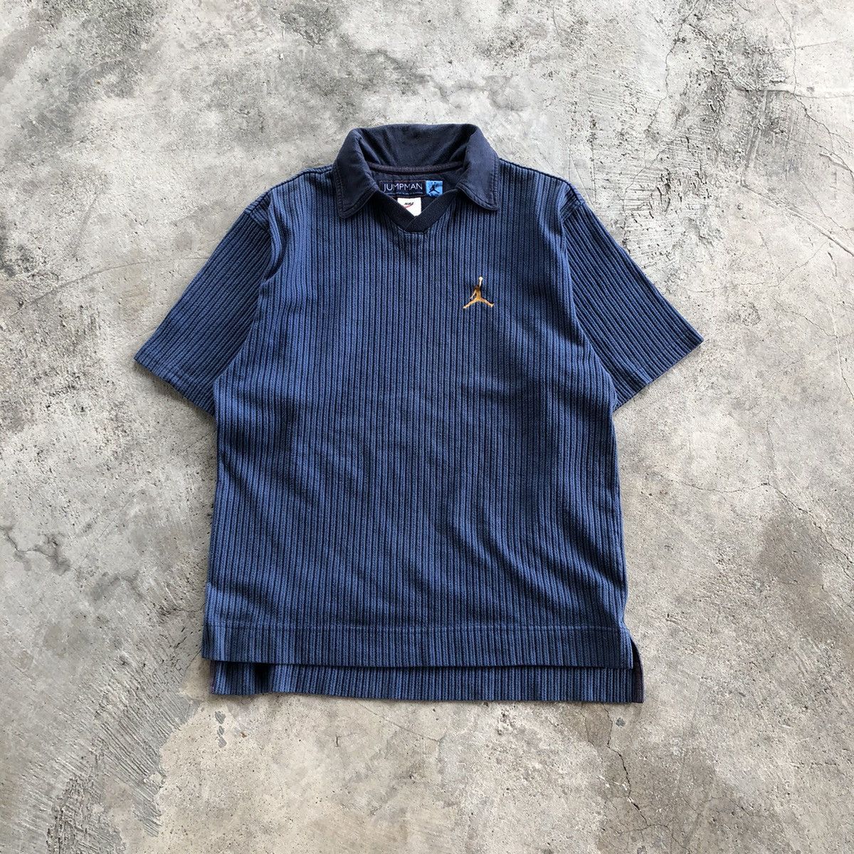Nike NIKE Jordan Rare Embroidery Jump Man Collar Shirt Size US M / EU 48-50 / 2 - 1 Thumbnail