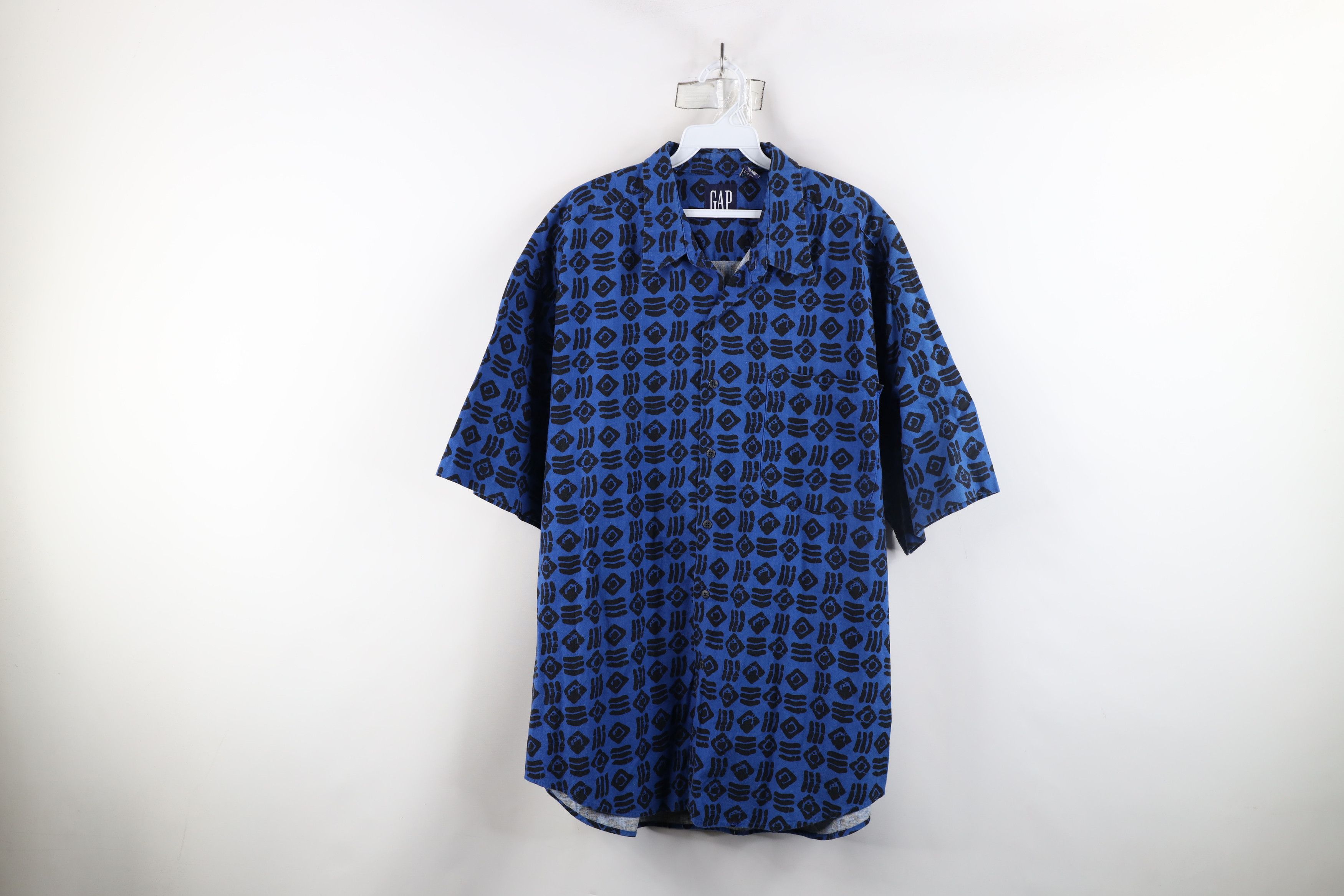 Gap × Vintage Vintage 90s Gap Geometric Collar Short Sleeve Button Shirt Size US XL / EU 56 / 4 - 1 Thumbnail