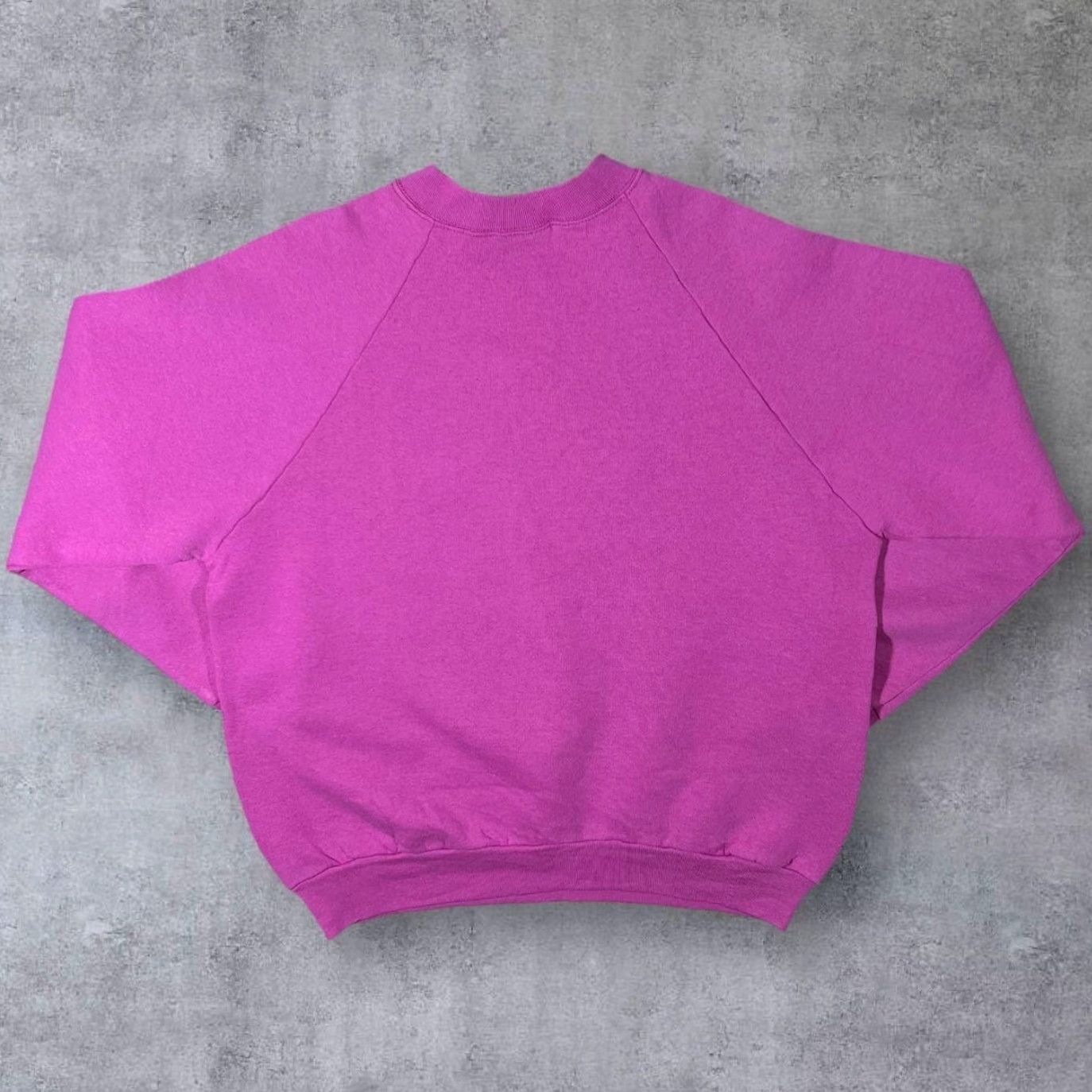 Fruit Of The Loom VINTAGE FOTL Embroidered Heart Patch Crewneck Sweatshirt Pink Large Mens Sweatshirt Size US L / EU 52-54 / 3 - 2 Thumbnail