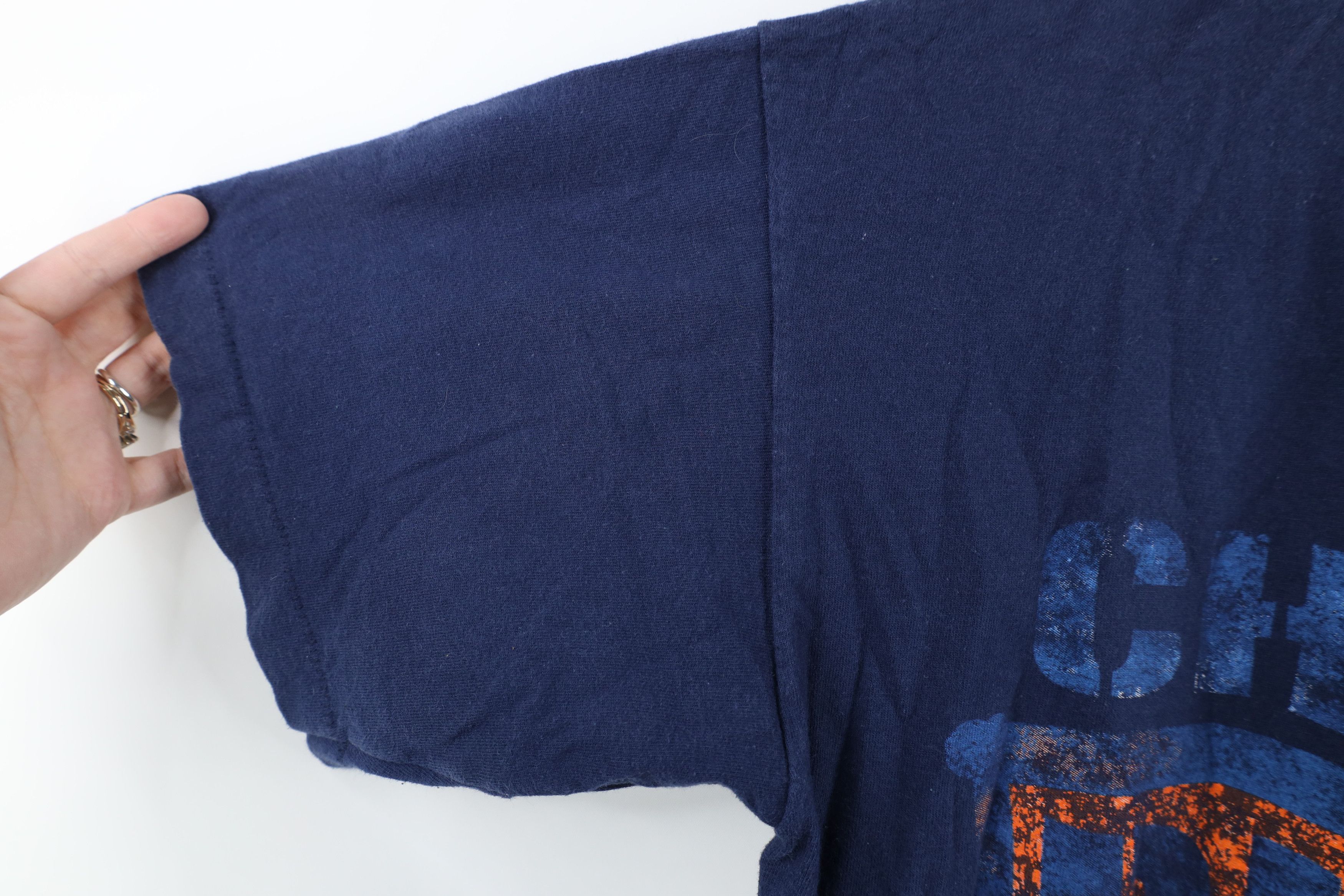 Vintage Vintage 90s Out Chicago Bears Football T-Shirt Blue USA Size US XL / EU 56 / 4 - 9 Thumbnail