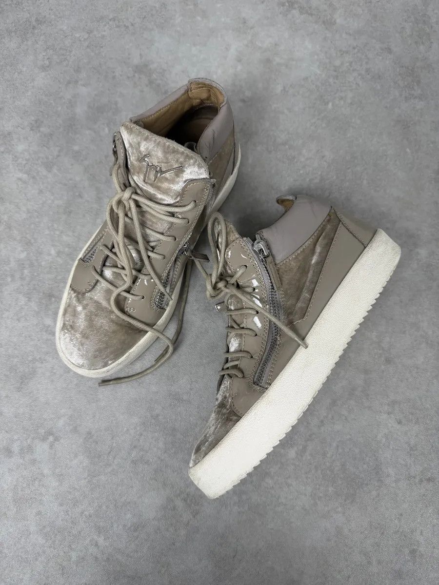 Giuseppe Zanotti Giuseppe Zanotti Beige Velvet High Sneakers Size US 8 / EU 41 - 2 Thumbnail