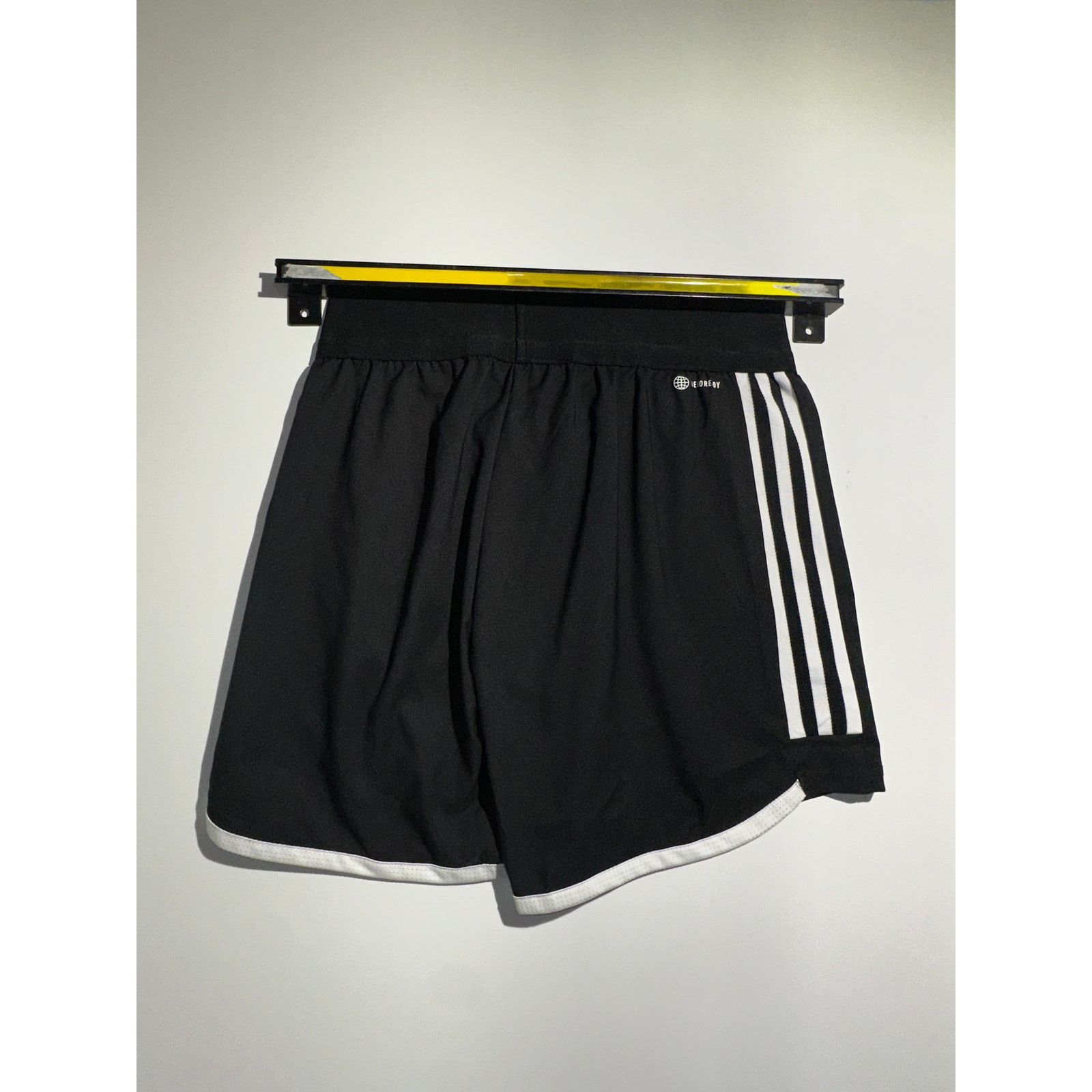 Adidas Adidas 3 Striped Shorts Size Medium Size 34" / US 12 / IT 48 - 7 Thumbnail
