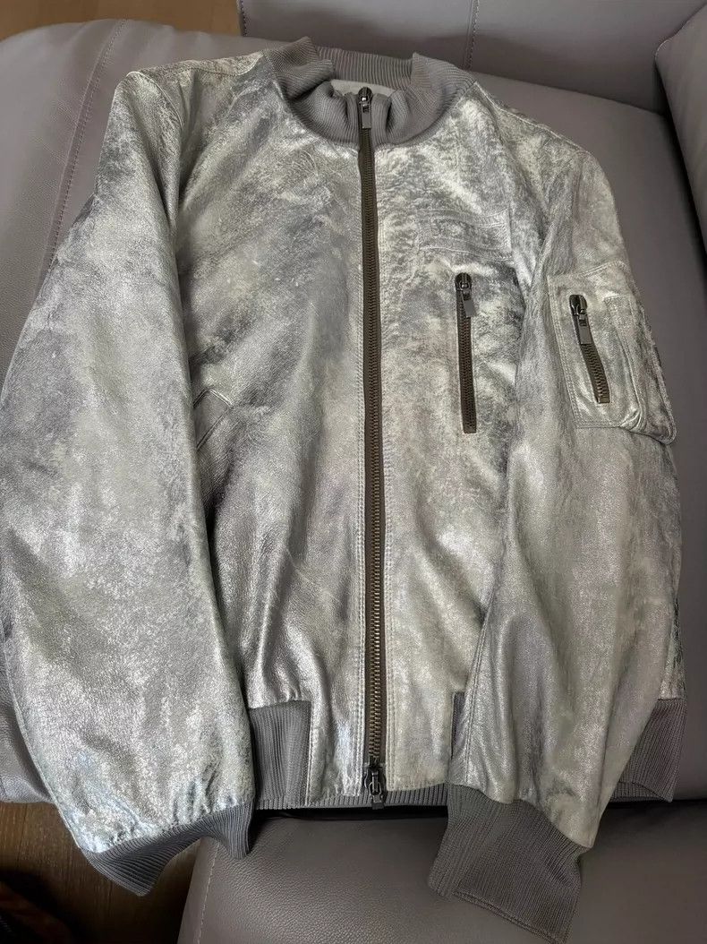 Alexander McQueen Alexander Mcqueen Silver cracked cowhide motorcycle jacket Size US M / EU 48-50 / 2 - 2 Thumbnail