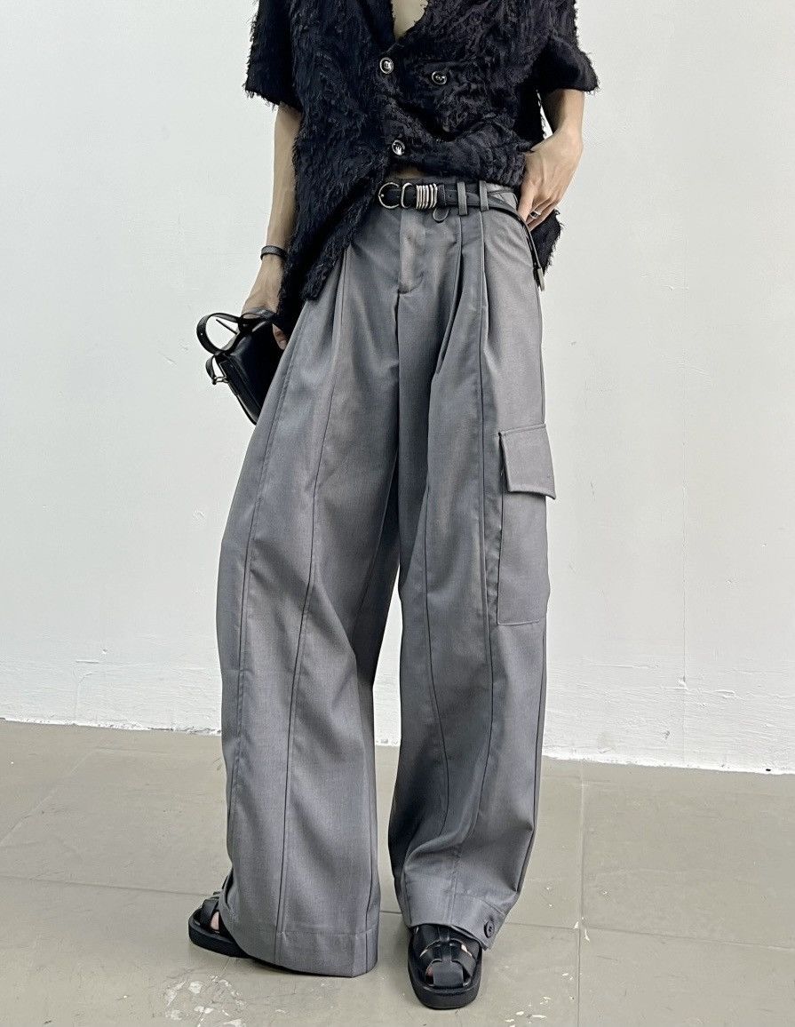 Image of Vintage Outdoor Retro Cleanfit Front Pleated Loose Fit Pants in Grey, Men's (Size 30)