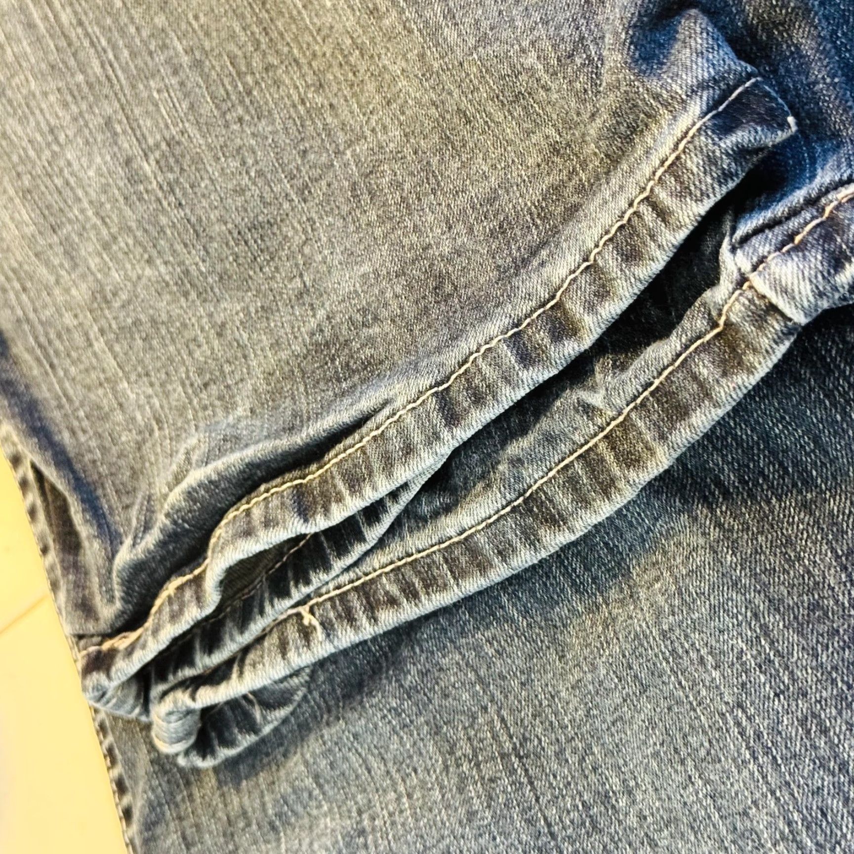 Levi's Levi's 505 Jeans Mens 42x32 Blue Medium Wash Straight Denim Zip Fly Mid Rise Size US 42 / EU 58 - 6 Thumbnail