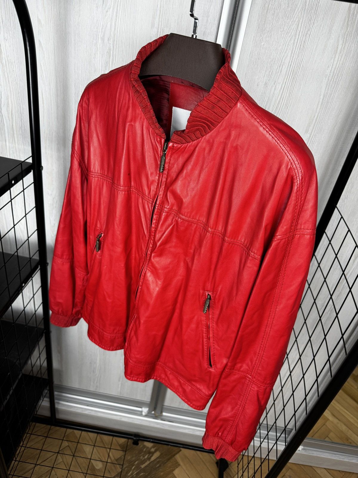 Gimo's Gimo’s red real leather bomber jacket vintage Size US L / EU 52-54 / 3 - 6 Thumbnail