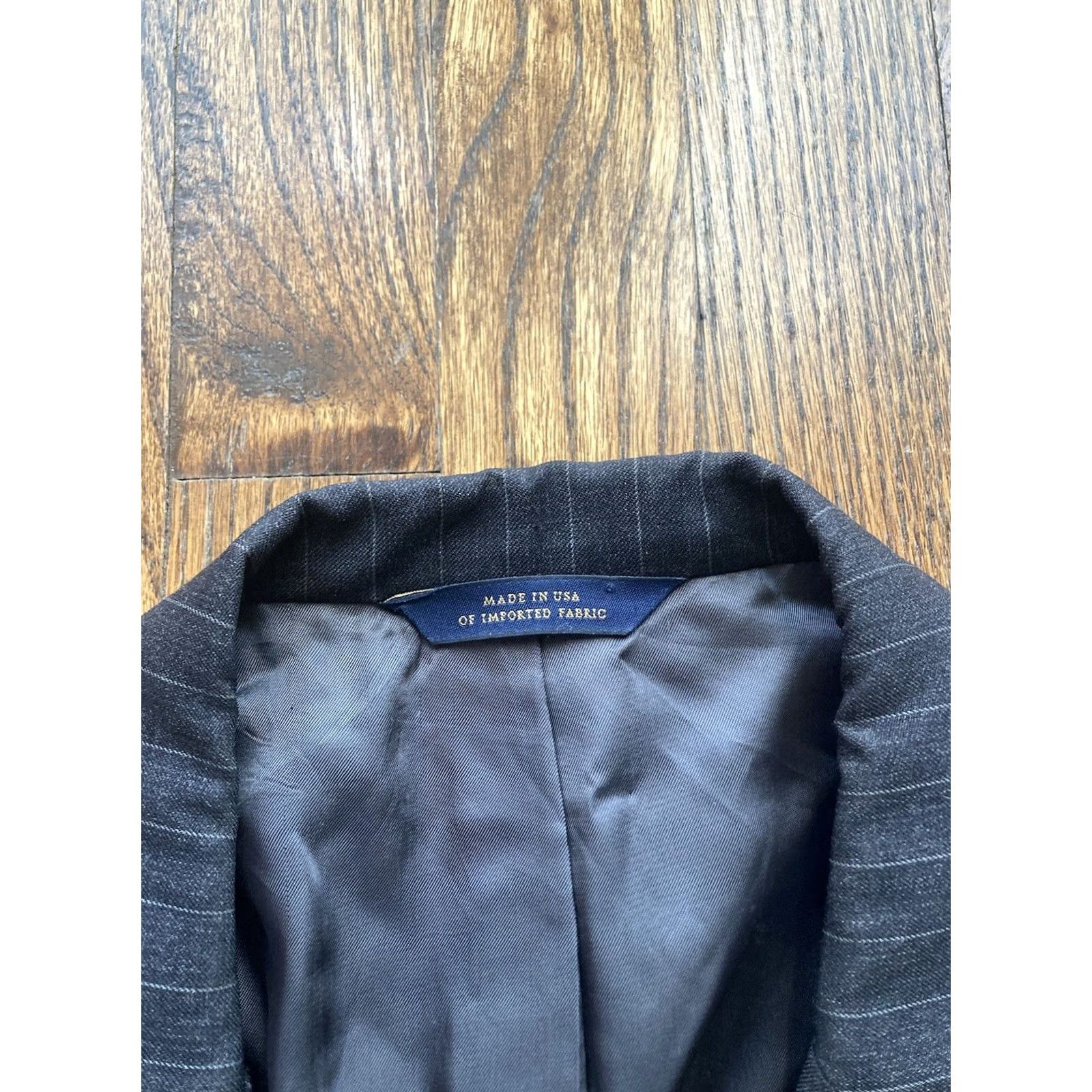 Brooks Brothers VINTAGE Brooks Brothers Suit Mens 43R 38W Gray Charcoal Wool 2 Piece Regular Notch Lapel Single-Breasted 2-Button Front USA Made Mens Size 46R - 6 Thumbnail