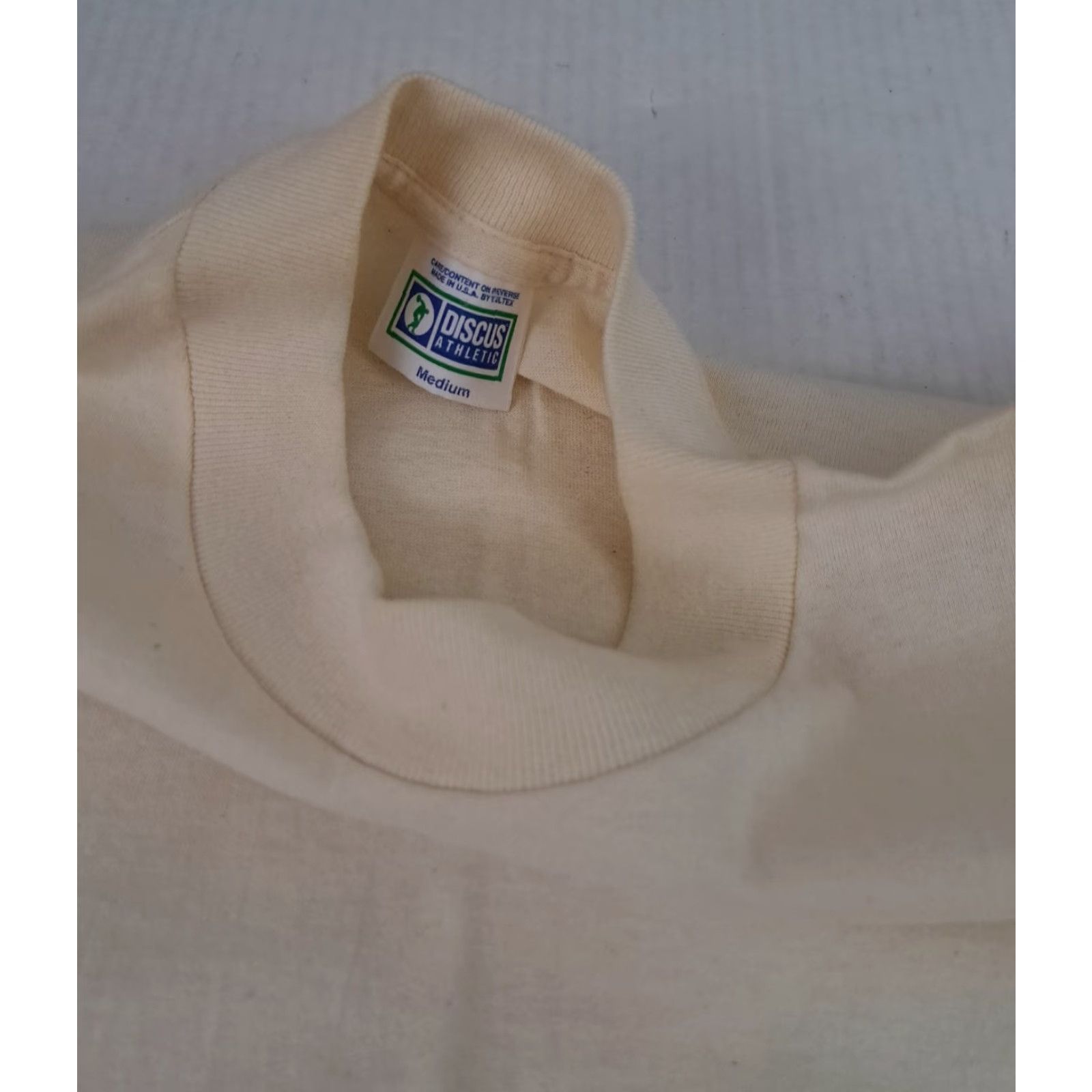 Vintage VINTAGE Ivory Long Sleeve T-Shirt Disus Discus Athletic USA Made Men M Ivory Size US M / EU 48-50 / 2 - 4 Thumbnail