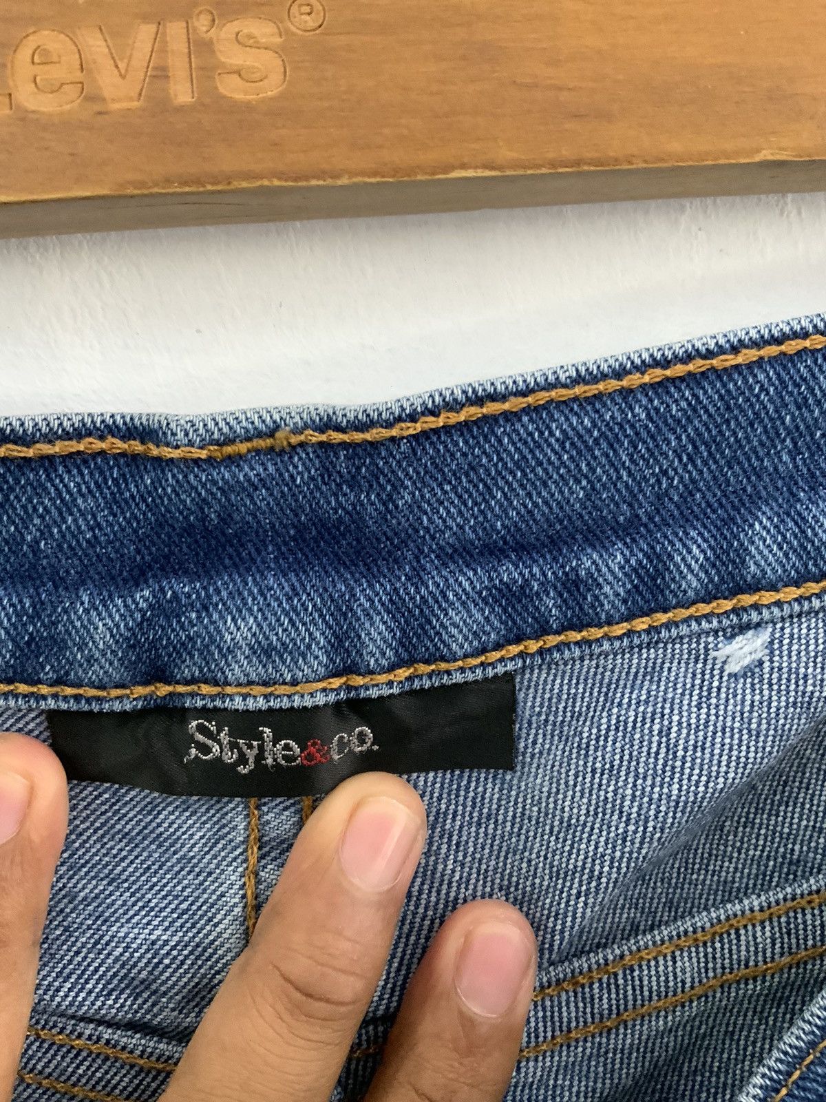Unsound Rags Style & Co Light Wash Acid Distressed Denim Jeans Size US 31 - 11 Thumbnail