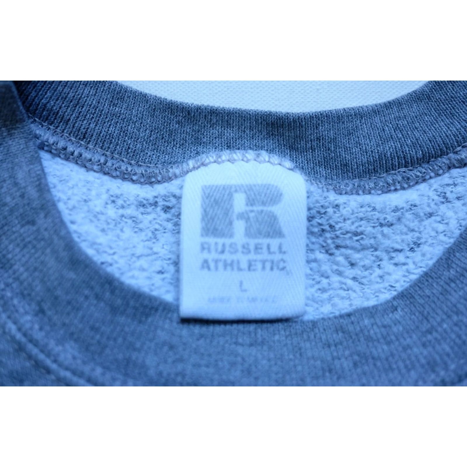 Russell Athletic VINTAGE Russell Athletic Crewneck Sweatshirt Gray L Men Sweatshirt Retro 90s Core Active Blank Size US L / EU 52-54 / 3 - 6 Thumbnail