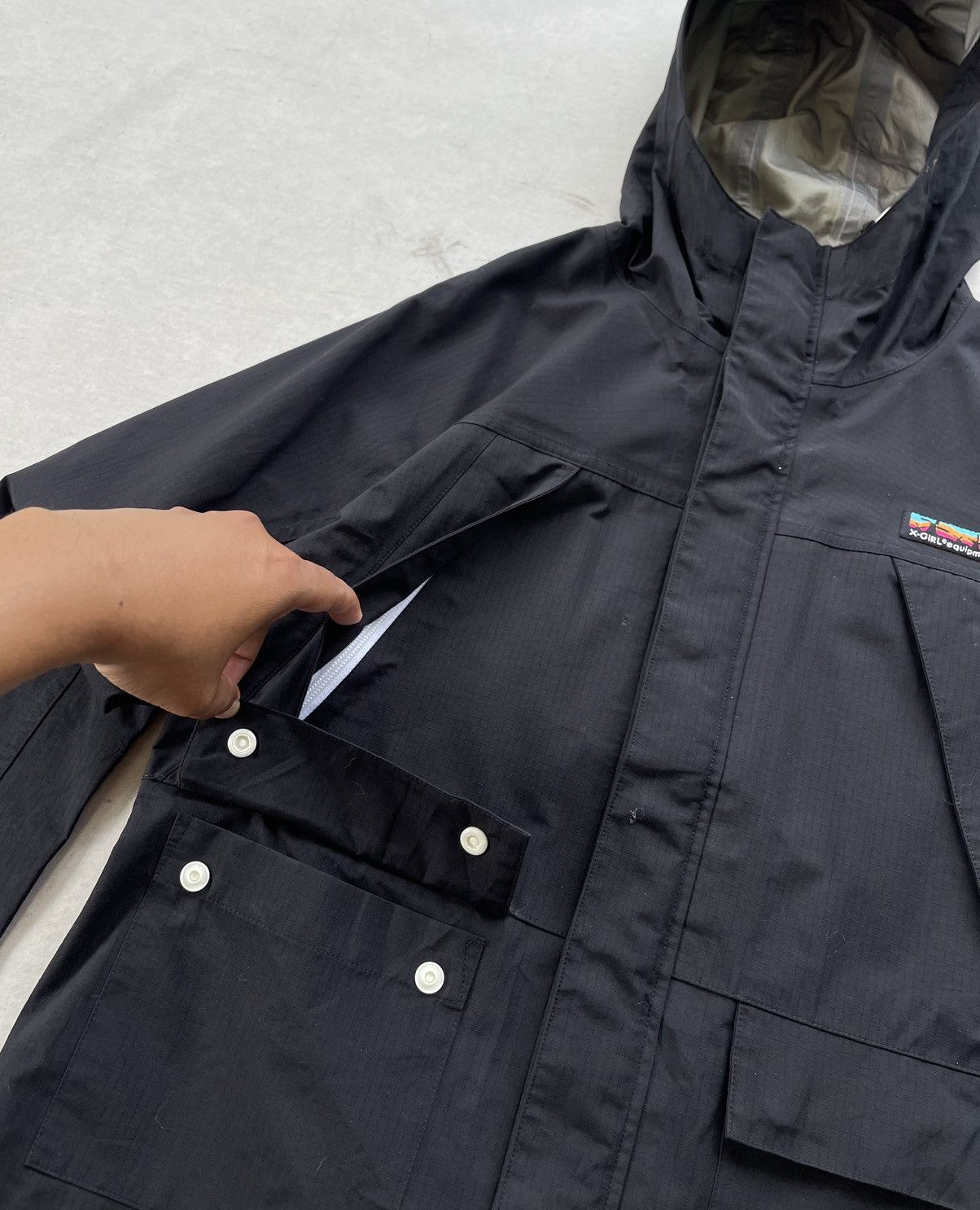 X-Girl X-GIRL x LOWE ALPINE WOMEN'S WATERPROOF HOOD JACKET Size S / US 4 / IT 40 - 4 Thumbnail