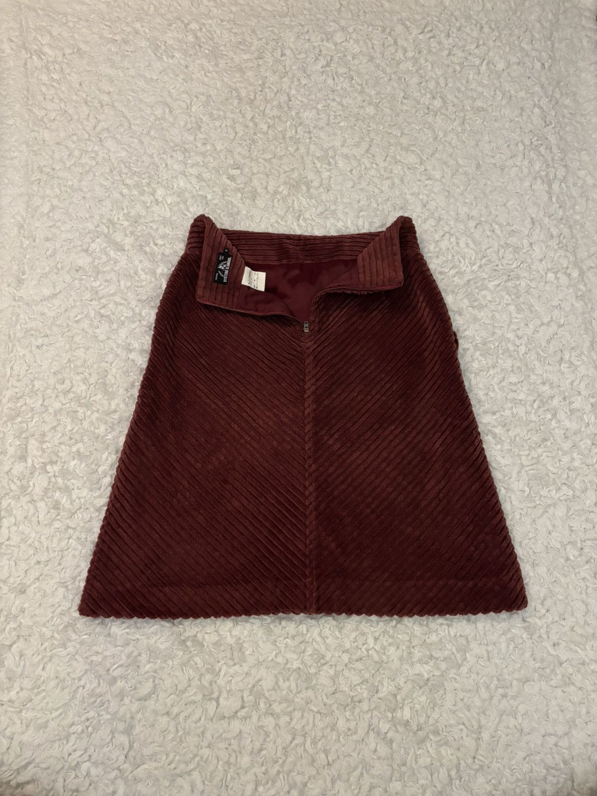 Hysteric Glamour Hysteric Glamour Burgundy Corduroy Mini Skirt Size 26" / US 2 / IT 38 - 3 Thumbnail