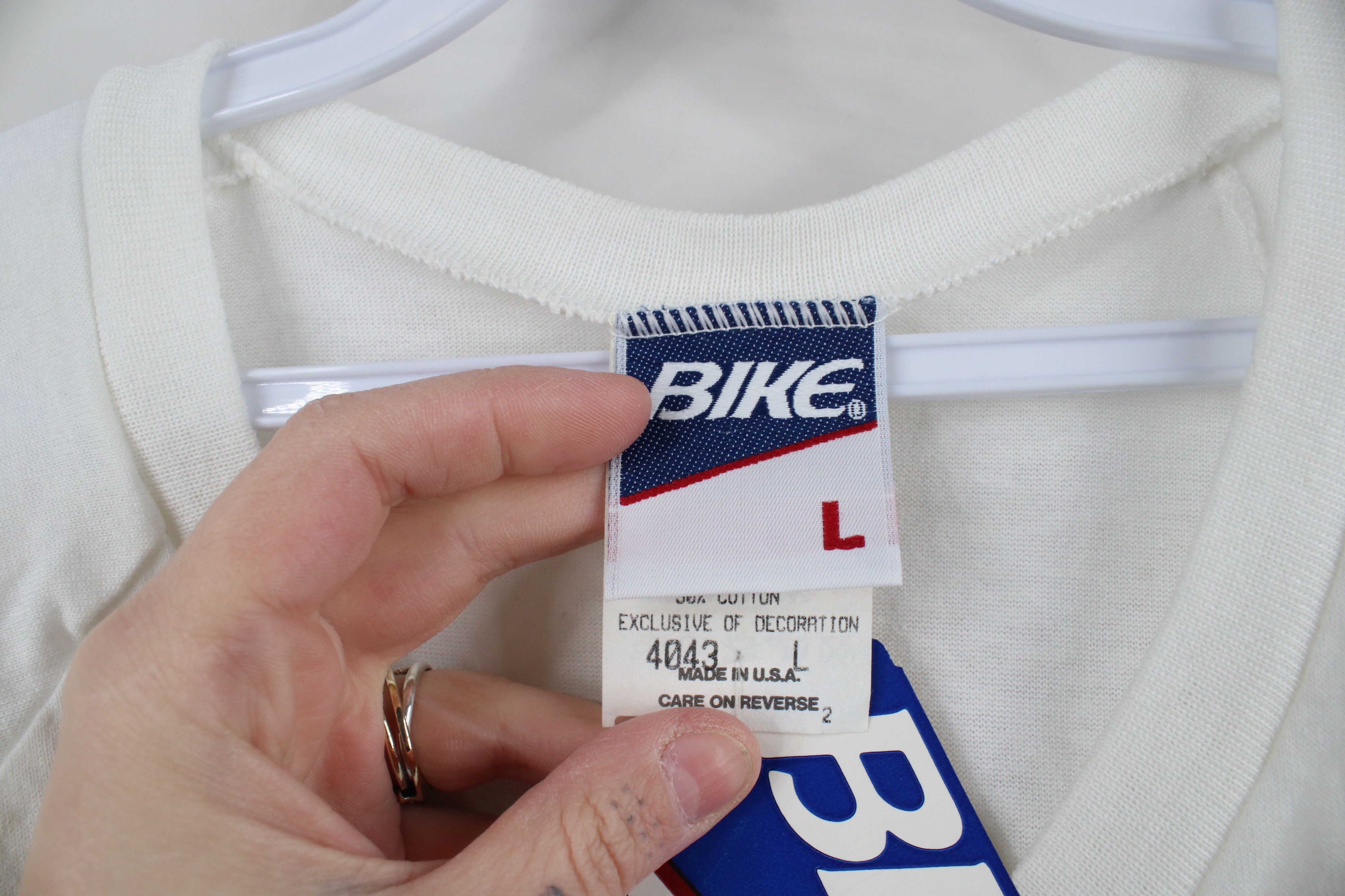 Vintage Deadstock Vintage 80s 90s Streetwear Henley T-Shirt White Size US L / EU 52-54 / 3 - 6 Thumbnail