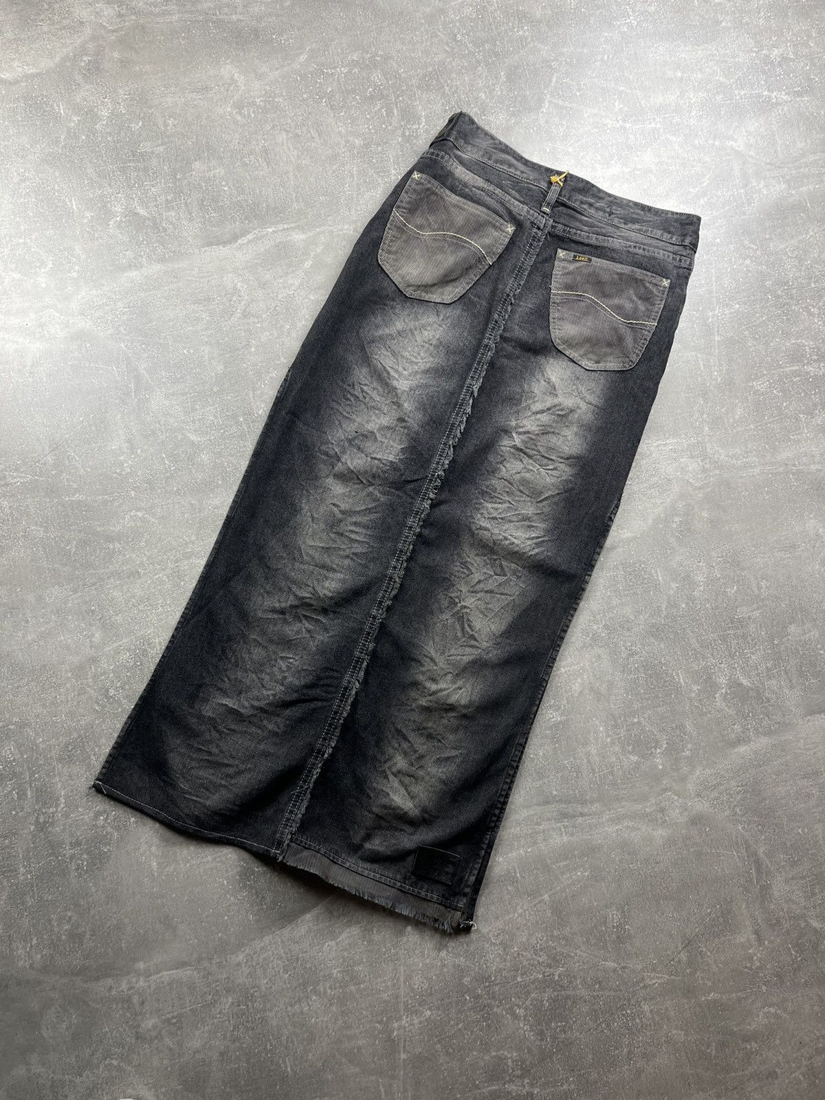 Lee Y2K Lee Black Denim Leather Details Maxi Skirt Vintage Size 32" / US 10 / IT 46 - 1 Thumbnail