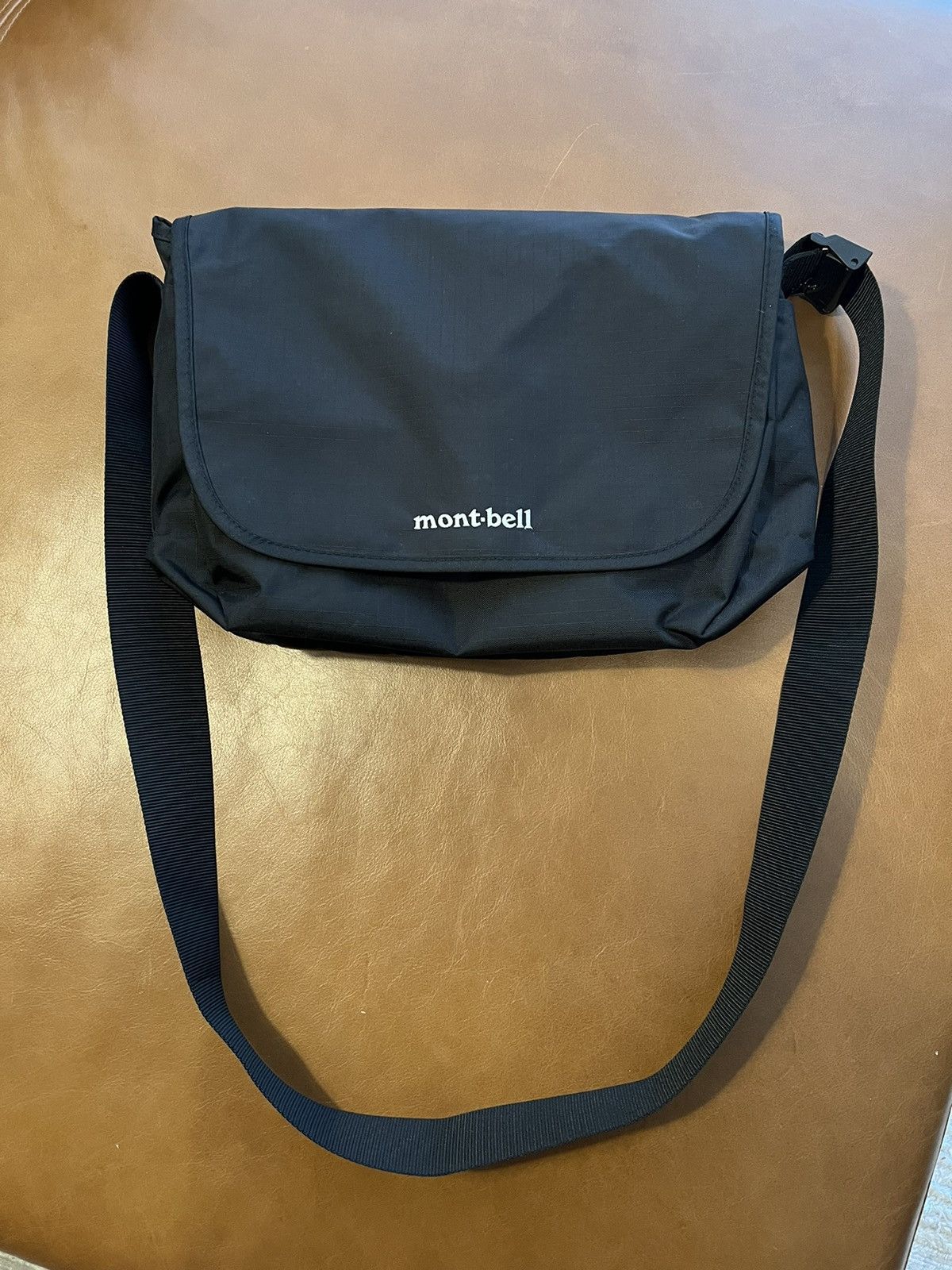 Montbell MONTBELL JAPAN BERNINA FLAP SHOULDER BAG M | Grailed