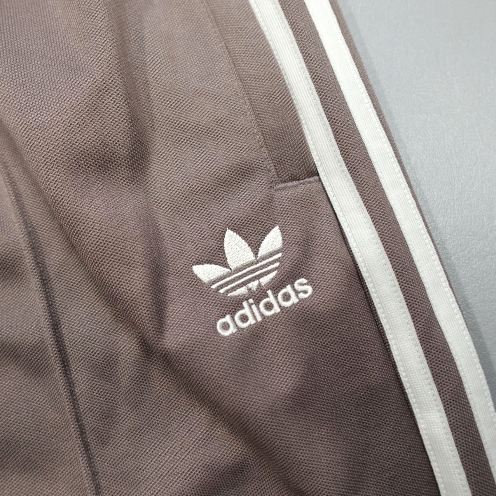 Adidas Adidas Firebird Baggy Track Pants Men M Trace Brown JP1067 Track Pants Size US 31 - 2 Thumbnail