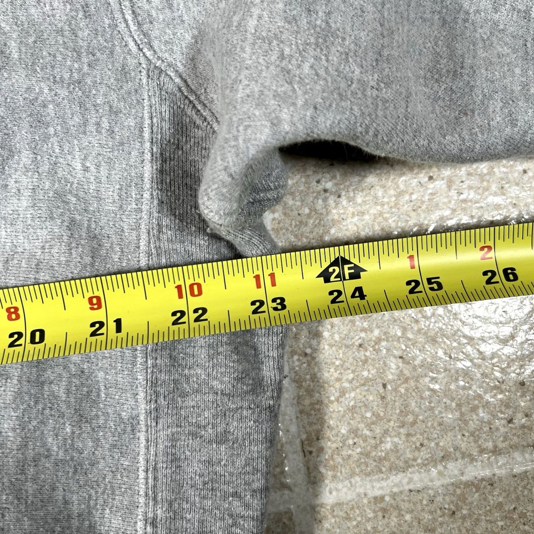 Champion Champion Reverse Weave Sweatshirt Pullover Large Light Gray Men Adults Mens Regular Size L Gray Reversible Sweatshirt Size US L / EU 52-54 / 3 - 6 Thumbnail