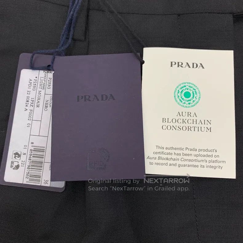 Prada Prada 22 styles of black sheep wool casual shorts Size 24" / US 00 / IT 34 - 7 Thumbnail