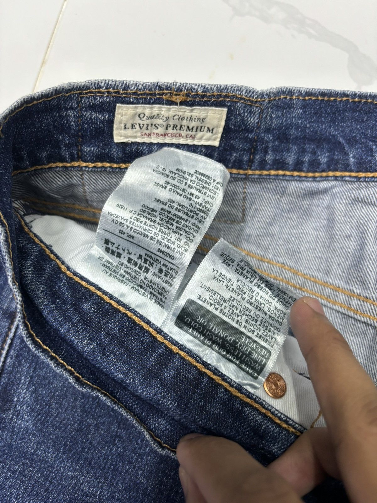 Levi's 🔥LEVIS 502 BIG E Y2K BLUE DISTRESSED DENIM JEANS Size US 29 - 9 Thumbnail