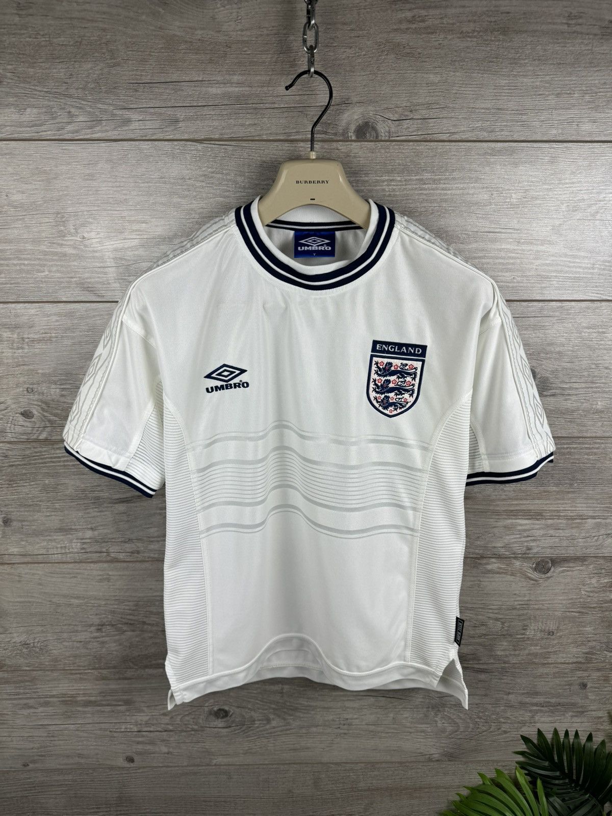 Umbro × Vintage Umbro England soccer jerseys 1999 2001 style Mike Tyson Size US S / EU 44-46 / 1 - 6 Thumbnail