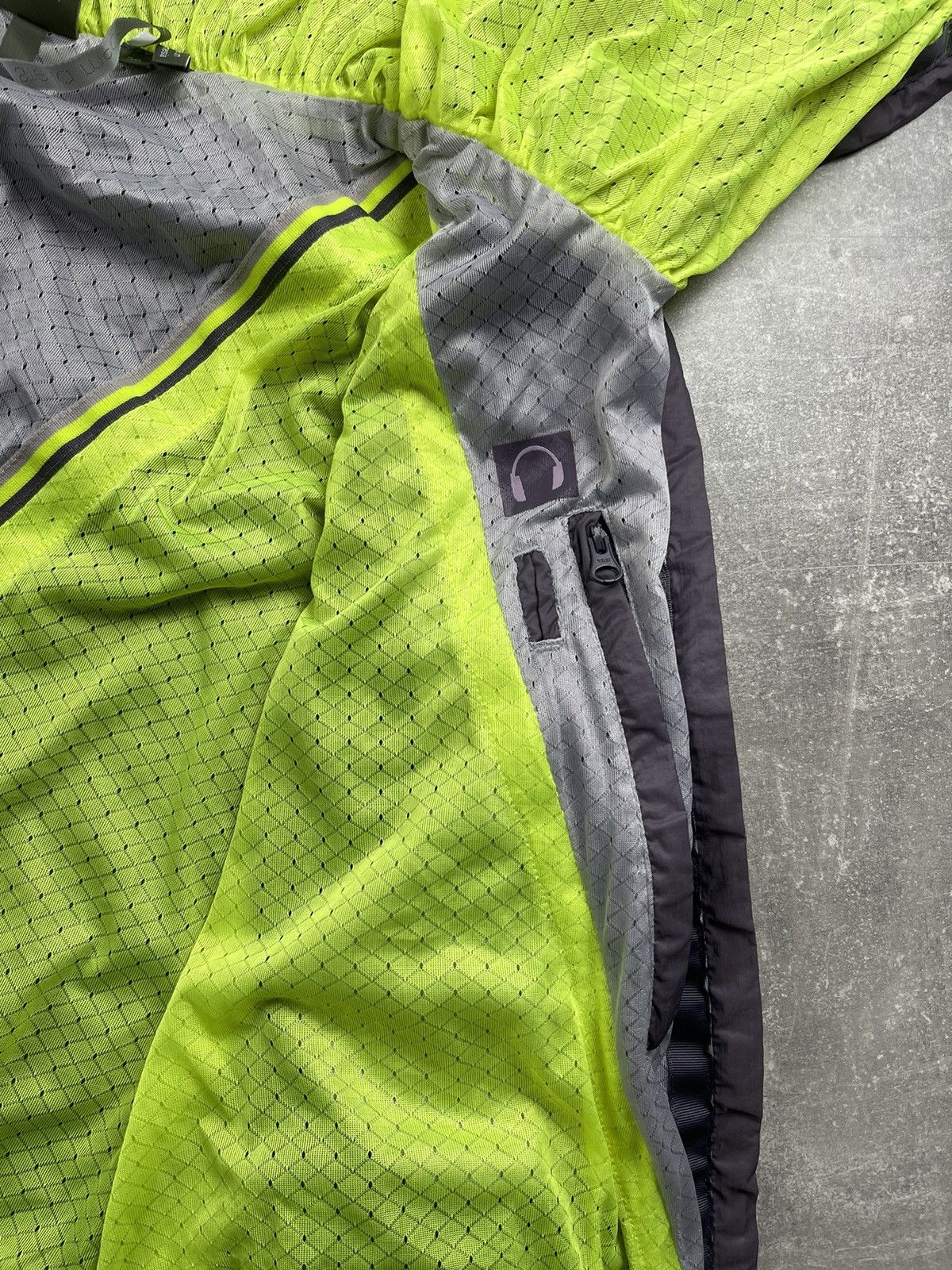 Adidas Adidas by Stella McCartney Sheer Nylon Windbreaker Jacket Size XS / US 0-2 / IT 36-38 - 14 Thumbnail