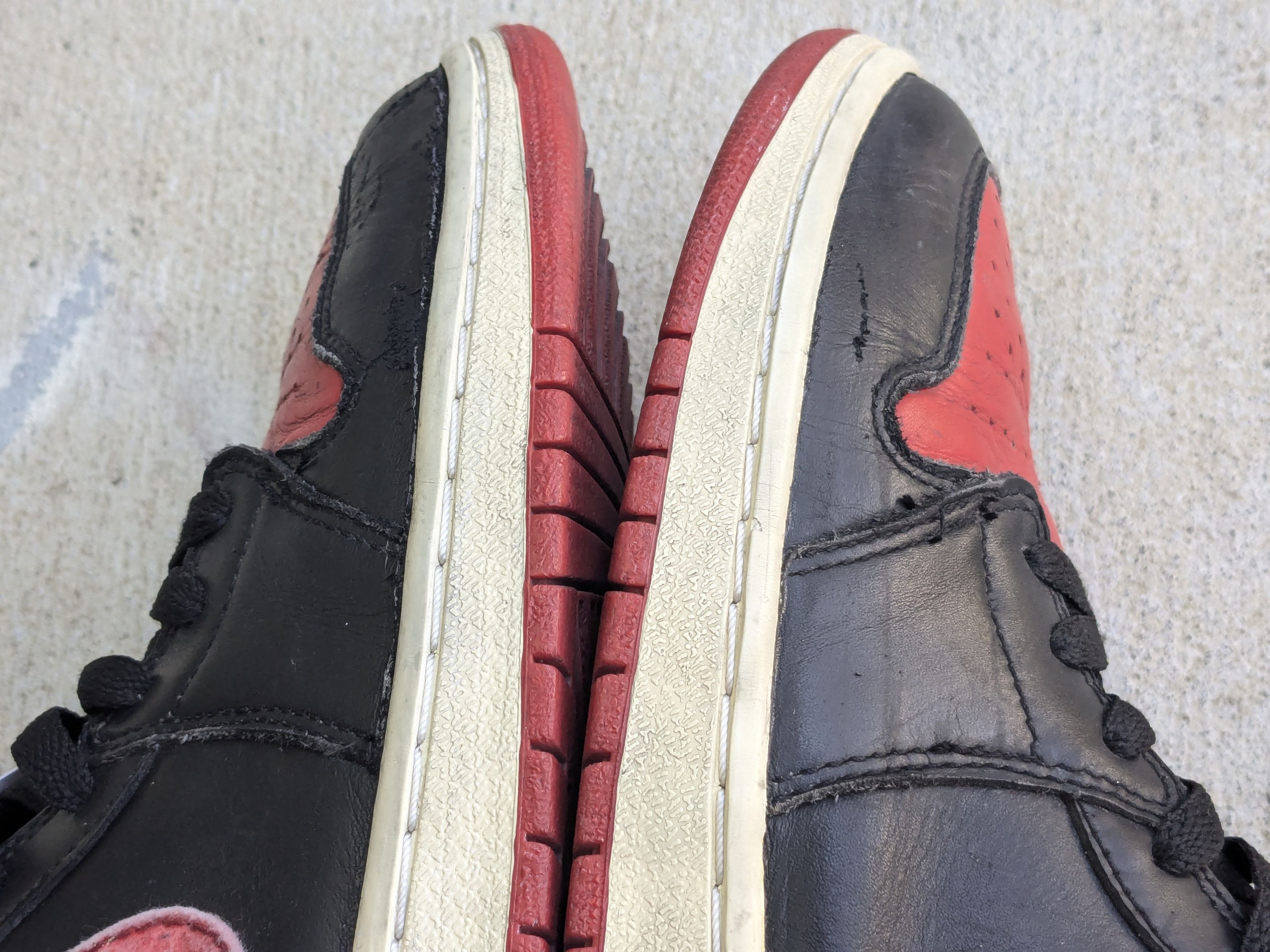 Jordan Brand Nike Air Jordan 1 Bred 2001 High Tops 2001 136066-061 Size US 11.5 / EU 44-45 - 10 Thumbnail
