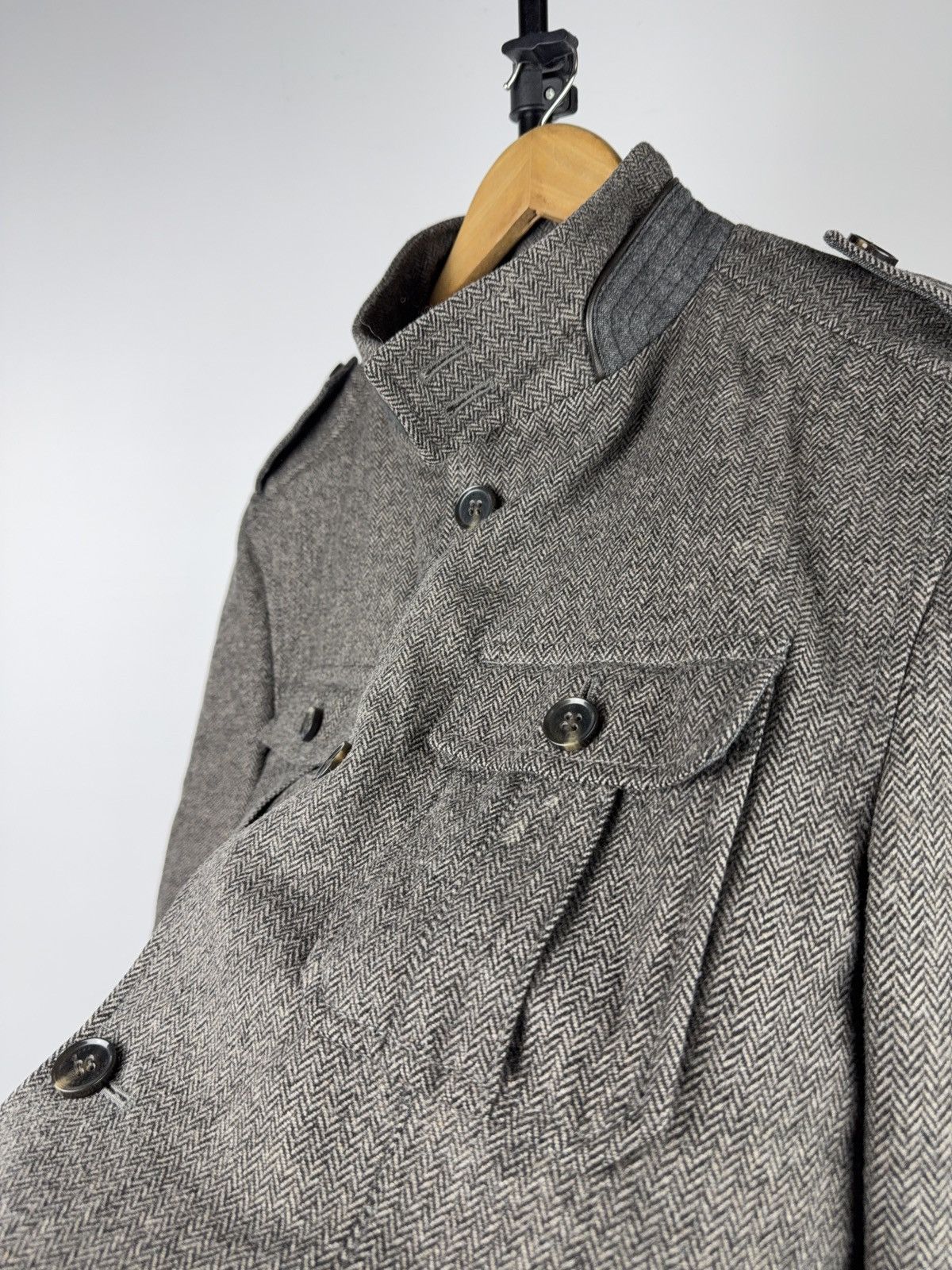 Hugo Boss Luxury 00s Hugo Boss Herringbone Field Jacket Grey Wool Size US L / EU 52-54 / 3 - 7 Thumbnail