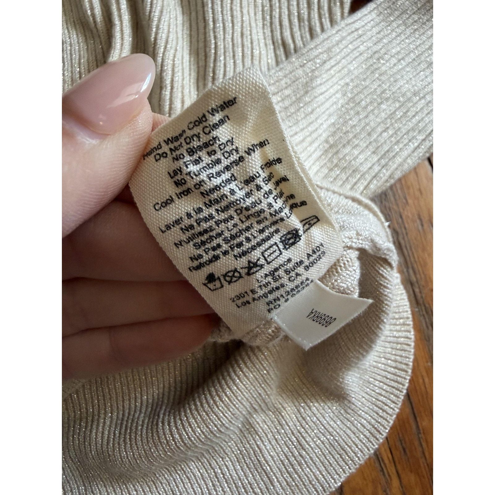 L'AGENCE L'AGENCE Sweater Womens XS/S Beige Wrap V Neck Metallic Size XS / US 0-2 / IT 36-38 - 5 Thumbnail