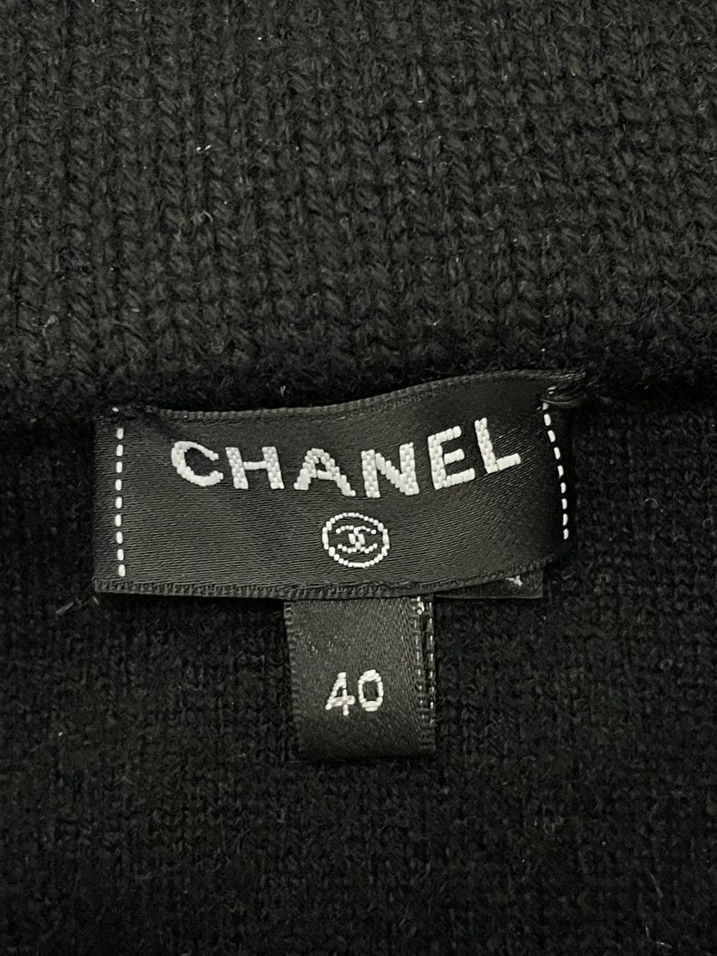 Chanel chanel Ski series black lapel pearl double C big logo cash Size S / US 4 / IT 40 - 4 Thumbnail