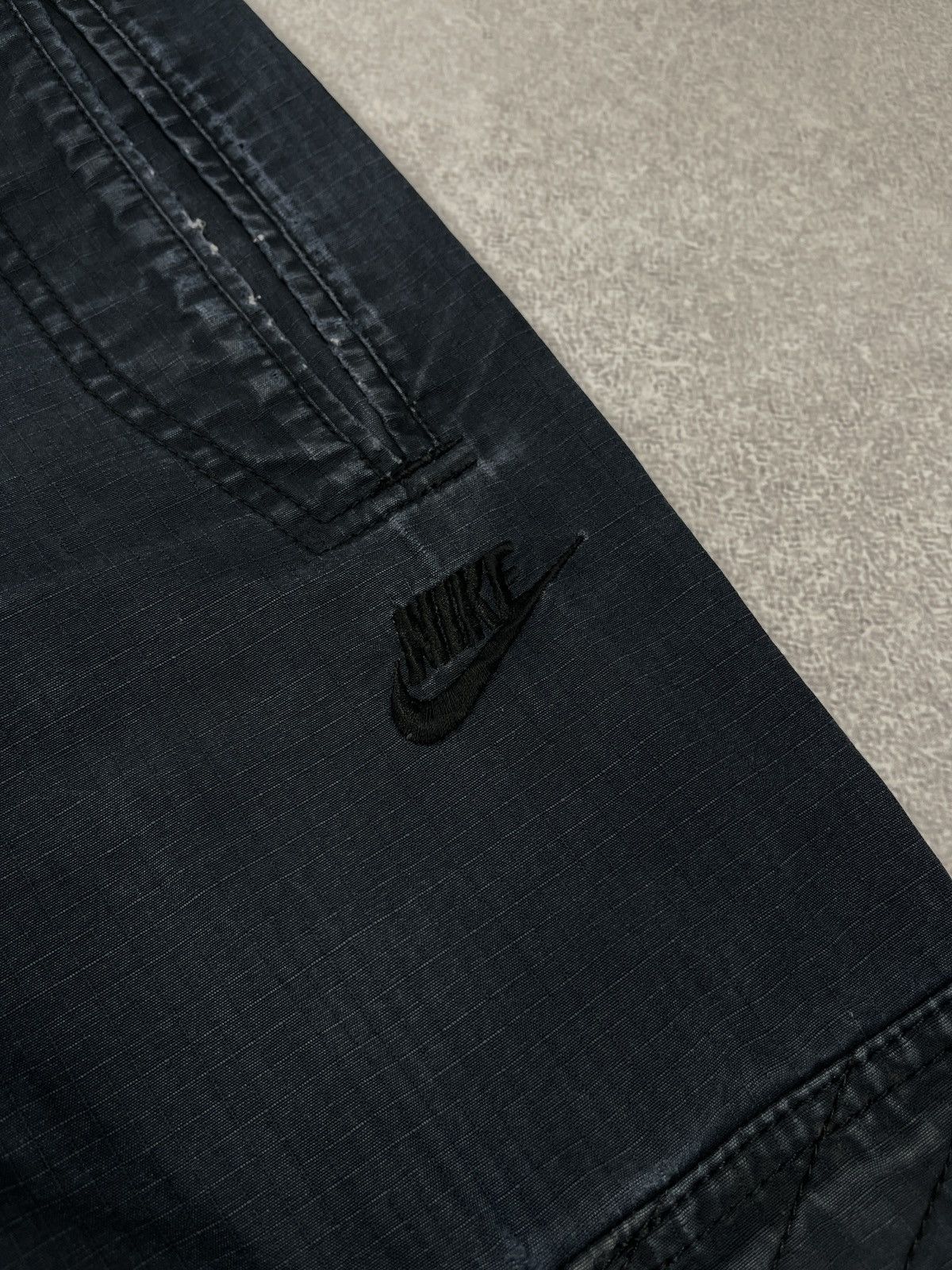 Nike Vintage Nike Cargo Distressed Pants Navy Drill Y2K ACG TN Size US 30 / EU 46 - 4 Thumbnail