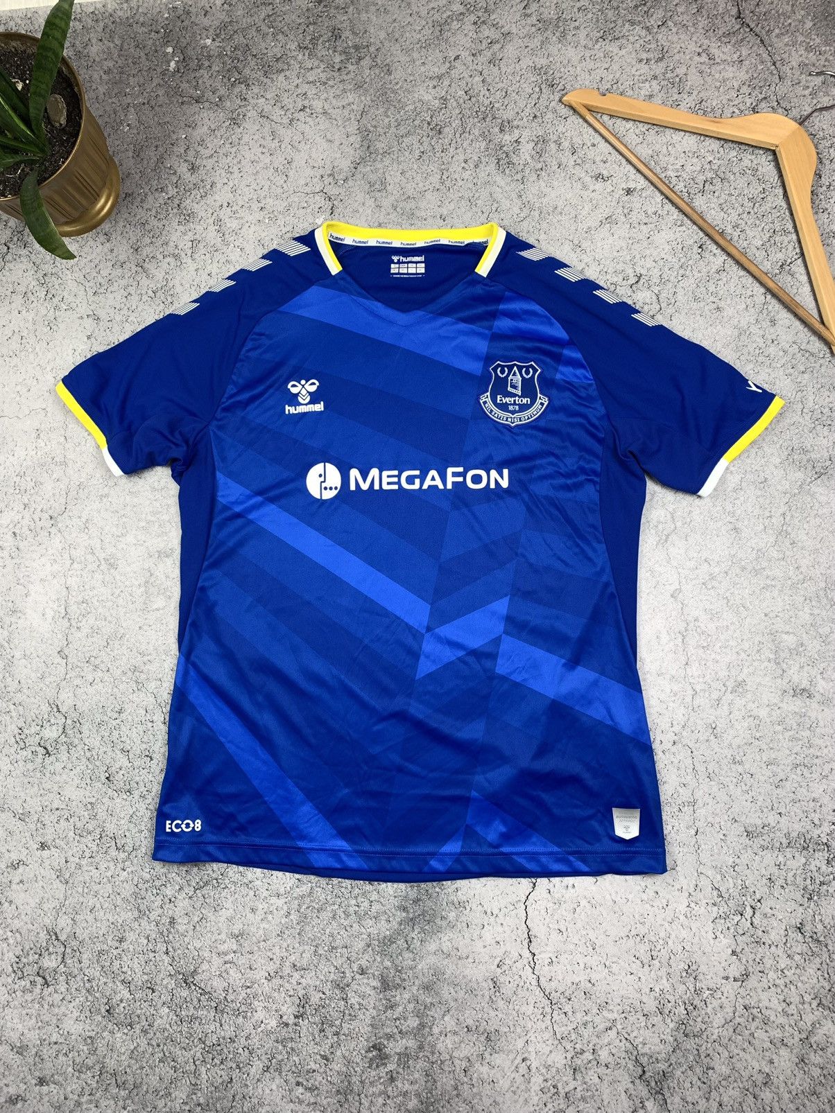 Hummel Hummel Everton FC 2021-2022 Women’s Home Shirt Size US16 Size XXL / US 16-18 / IT 52-54 - 1 Thumbnail