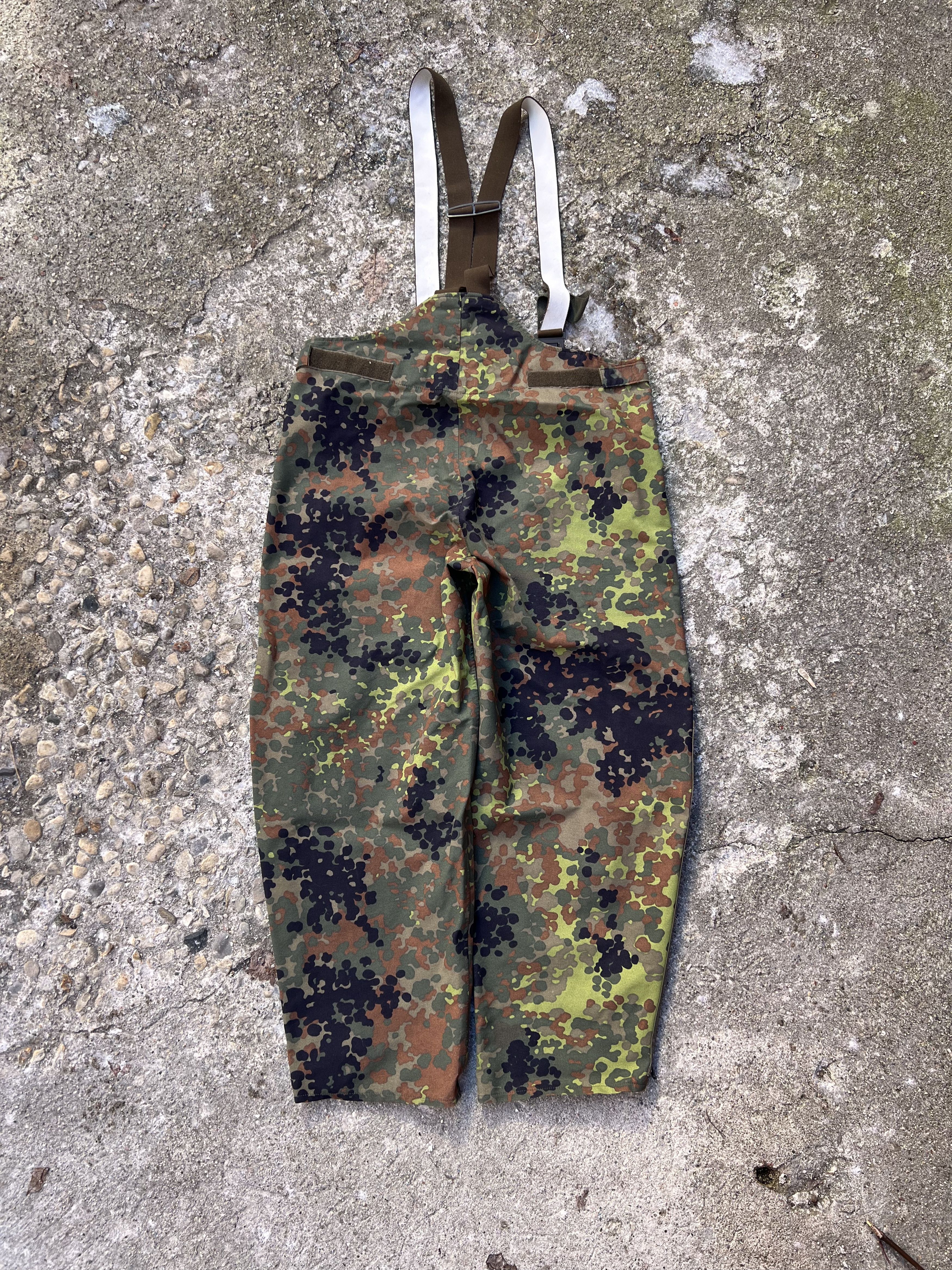 Goretex × Vintage VTG 1993 German Military Flecktarn Camo Goretex Bib Pants Size US 36 / EU 52 - 2 Thumbnail