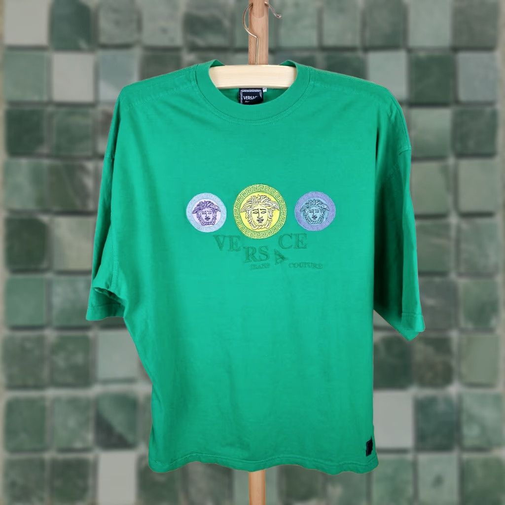 Versace Jeans Couture VINTAGE Versace Jeans Couture GREEN T-SHIRT Large Made In Italy Shirt Mens Size US L / EU 52-54 / 3 - 1 Thumbnail