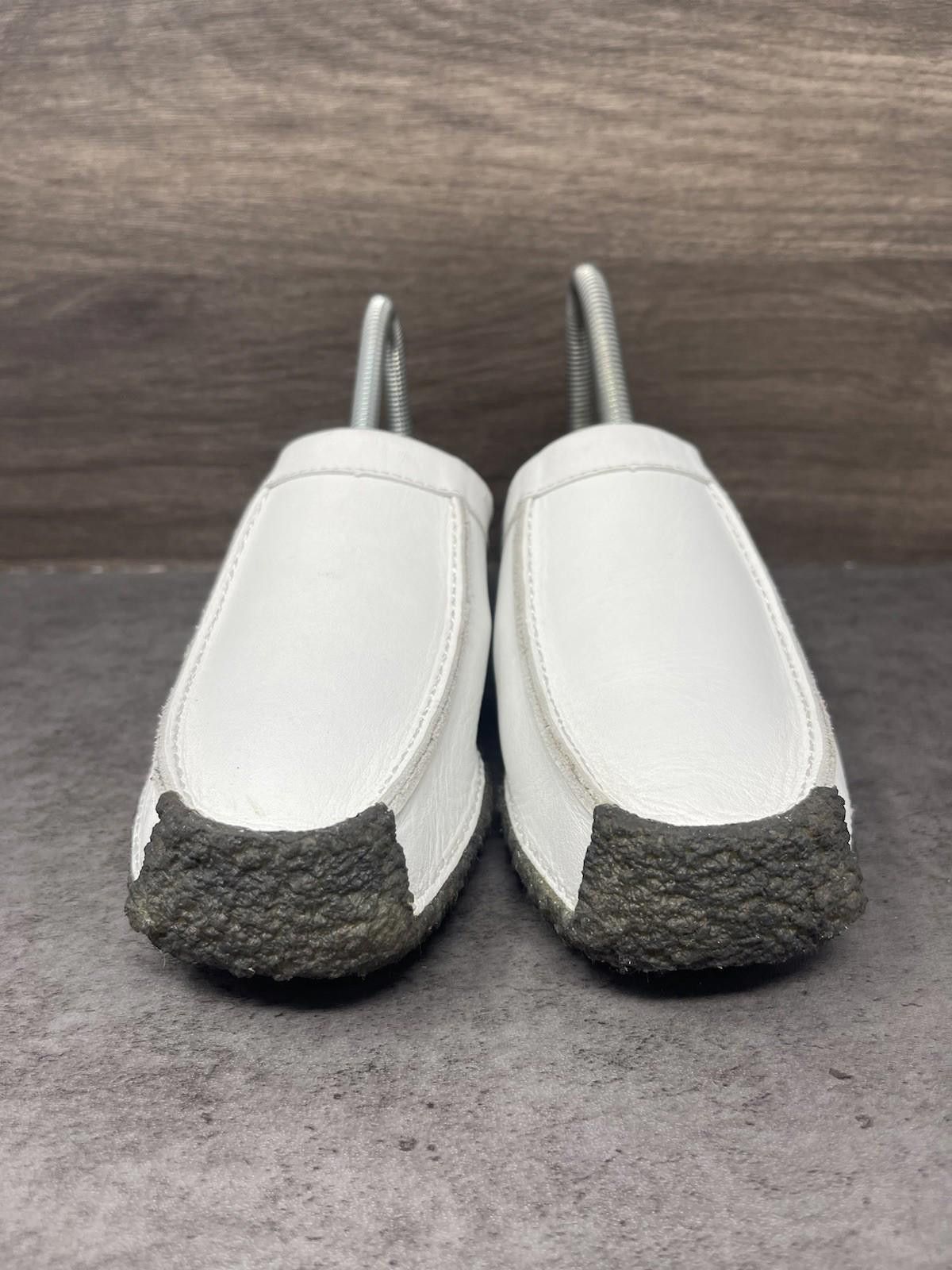 Clarks Clarks Wallabees Shoes Womens Size 5.5 White Leather Mule Size US 5.5 / IT 35.5 - 4 Thumbnail