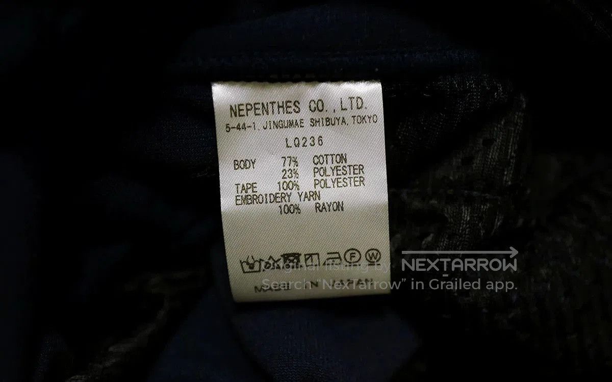 Needles needles narrow track velvet pants with stripes. Size US 38 / EU 54 - 6 Thumbnail