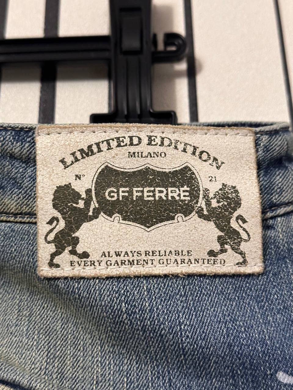Gianfranco Ferre Gianfranco Ferre Limited Rarest Flared Y2k Denim Pants Size 30" / US 8 / IT 44 - 6 Thumbnail