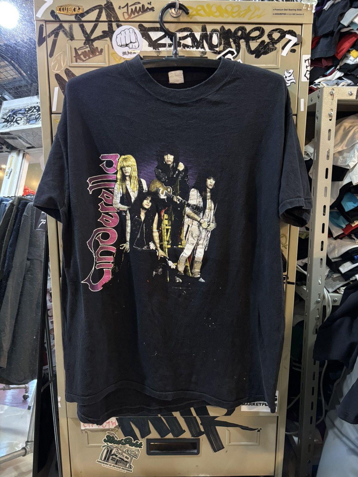 Band Tees Cinderella T shirt 1988’s Size US XL / EU 56 / 4 - 1 Thumbnail